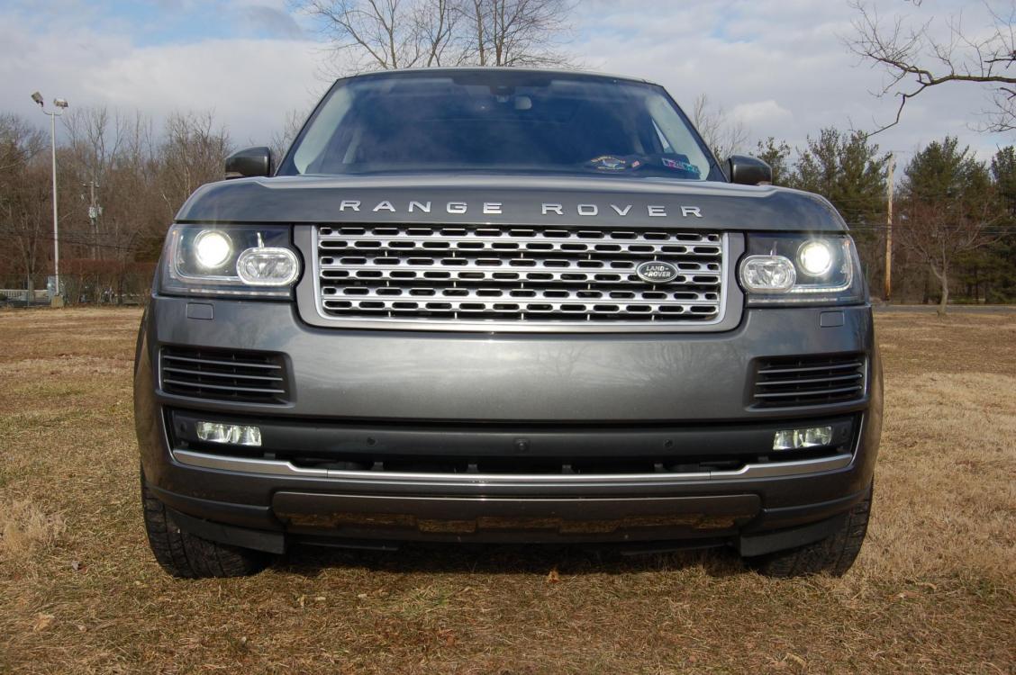 2016 /Black Leather Land Rover Range Rover Supercharged (SALGS2EF6GA) with an 5.0L V8 DOHC 32V SUPERCHARGED engine, 8A transmission, located at 6528 Lower York Road, New Hope, PA, 18938, (215) 862-9555, 40.358707, -74.977882 - Gorgeous 2016 Land Rover Range Rover S/C.......Corris Grey/ Black leather interior, AWD, 5.0 Liter Supercharged V8 engine puts out around 500HP, automatic transmission, tilt/cruise, 2 Master keys, wood trim, keyless entry, power panoramic moonroof, power windows, mirrors, central locking system, d - Photo #6