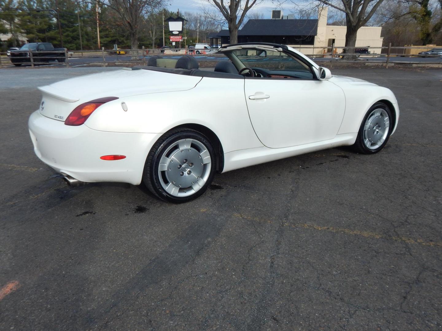 2005 Pearl White /Black leather Lexus SC 430 Convertible (JTHFN48Y650) with an 4.3L V8 DOHC 32V engine, 5-Speed Automatic Overdrive transmission, located at 6528 Lower York Road, New Hope, PA, 18938, (215) 862-9555, 40.358707, -74.977882 - Here for sale is a 2005 Lexus SC430 Convertible. Under the hood is strong running 4.3 liter V8 which puts power to the rear wheels via a smooth shifting automatic transmission. Features include; Black leather upholstery, wood trim, keyless entry, one master key, cruise control, tilt wheel, air co - Photo#3