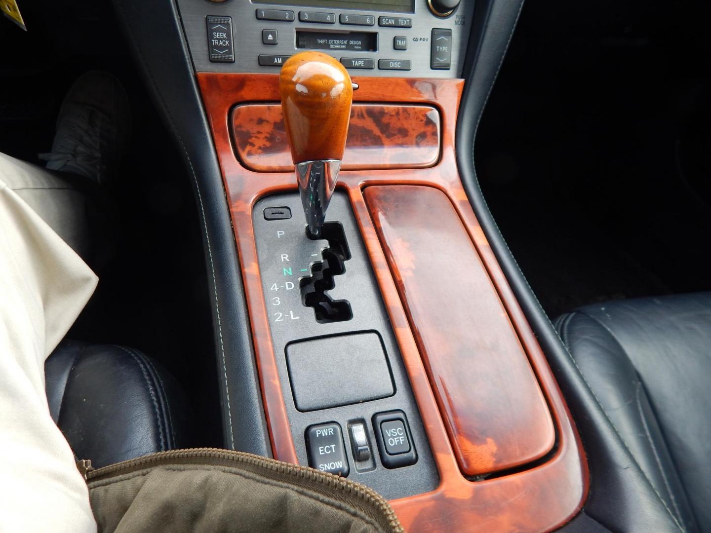 2005 Pearl White /Black leather Lexus SC 430 Convertible (JTHFN48Y650) with an 4.3L V8 DOHC 32V engine, 5-Speed Automatic Overdrive transmission, located at 6528 Lower York Road, New Hope, PA, 18938, (215) 862-9555, 40.358707, -74.977882 - Here for sale is a 2005 Lexus SC430 Convertible. Under the hood is strong running 4.3 liter V8 which puts power to the rear wheels via a smooth shifting automatic transmission. Features include; Black leather upholstery, wood trim, keyless entry, one master key, cruise control, tilt wheel, air co - Photo#23