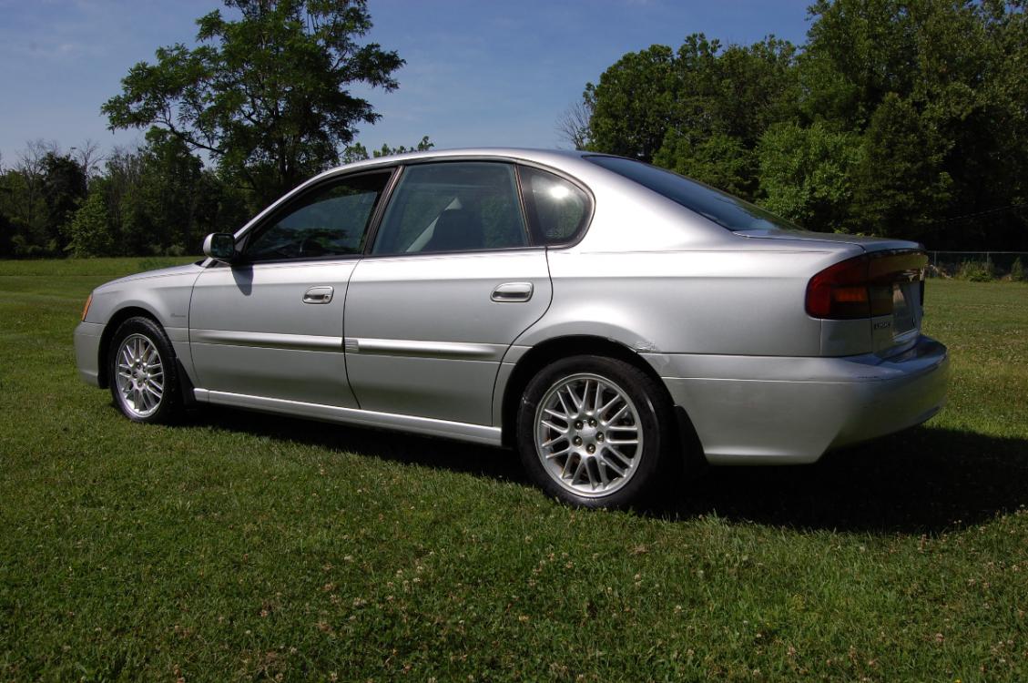 2004 Silver /Grey Cloth Subaru Legacy L (4S3BE625447) with an 2.5L H4 SOHC 16V engine, 4-Speed Automatic Overdrive transmission, located at 6528 Lower York Road, New Hope, PA, 18938, (215) 862-9555, 40.358707, -74.977882 - Photo #2