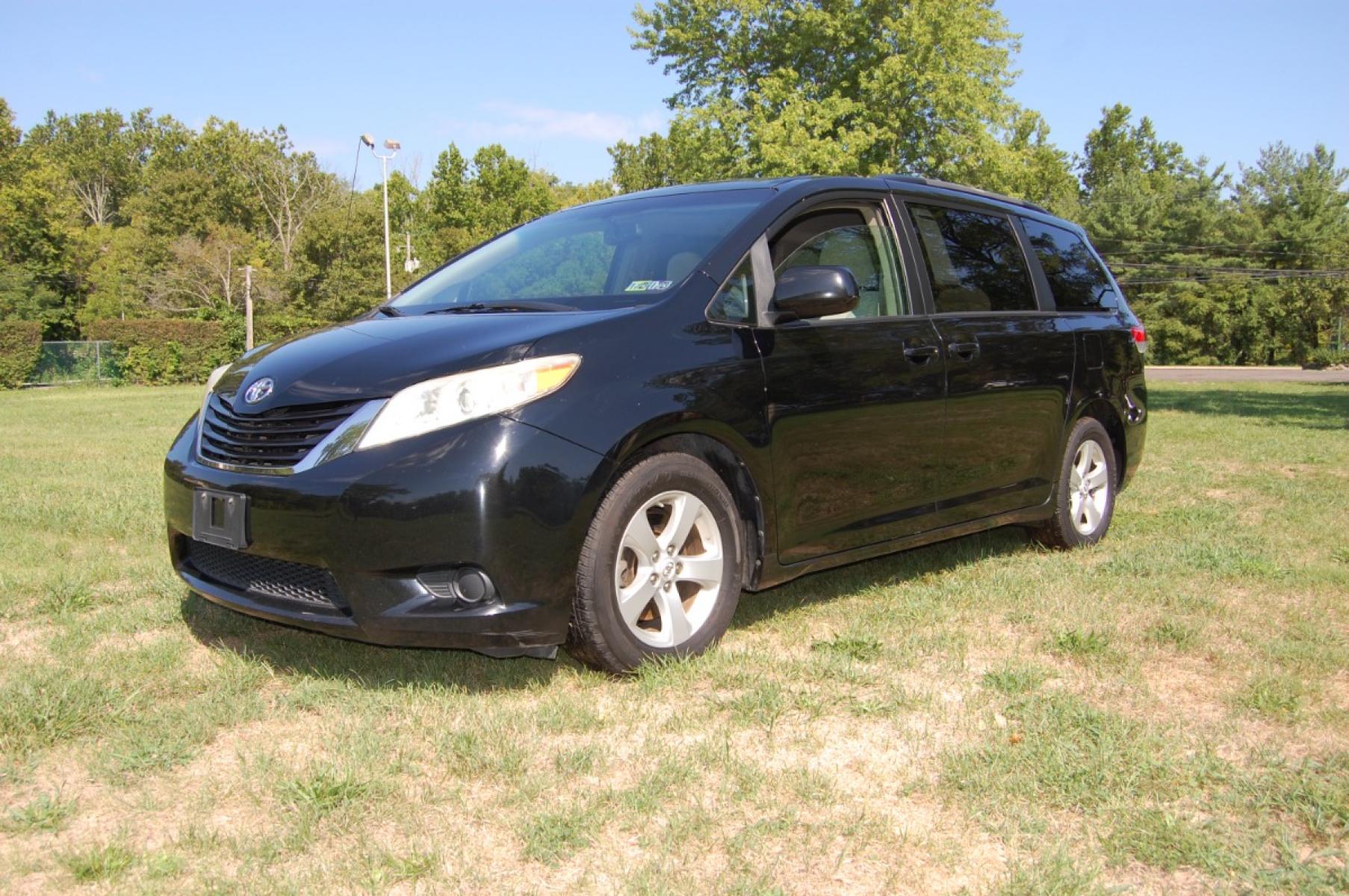 2011 Black /Gray cloth Toyota Sienna LE V6 (5TDKK3DC0BS) with an 3.5L V6 EFI DOHC 24V engine, 5-Speed Automatic transmission, located at 6528 Lower York Road, New Hope, PA, 18938, (215) 862-9555, 40.358707, -74.977882 - Here for sale is a nice 2011 TOYOTA SIENNA LE. Under the hood is a strong running 3.5 liter V6 which puts power to the front wheels via a smooth shifting automatic transmission. Features include; Gray cloth upholstery, keyless entry, 3 keys, one remote, cruise control, tilt wheel, air conditioning - Photo #0