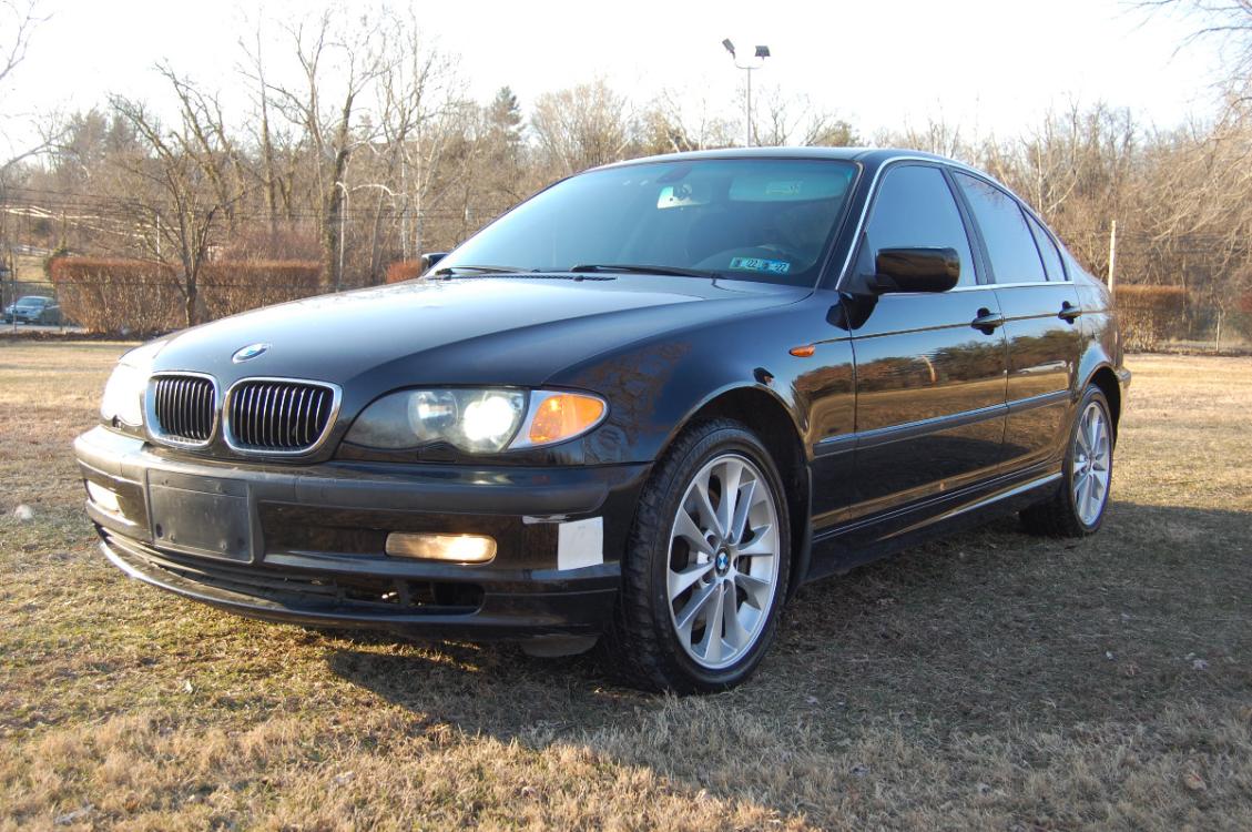 2004 Black /Black BMW 3-Series 330xi Sport (WBAEW53444P) with an 3.0L L6 DOHC 24V engine, 6-Speed Manual transmission, located at 6528 Lower York Road, New Hope, PA, 18938, (215) 862-9555, 40.358707, -74.977882 - Photo #0