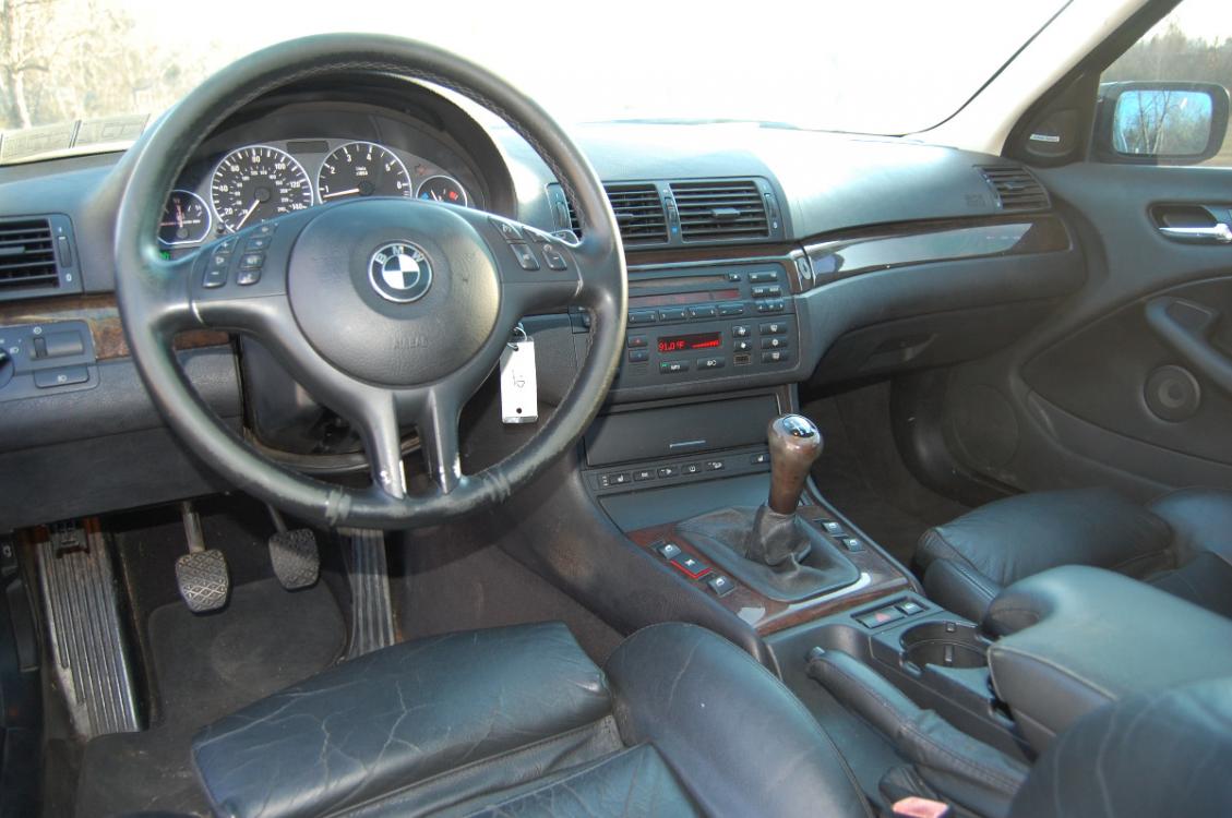 2004 Black /Black BMW 3-Series 330xi Sport (WBAEW53444P) with an 3.0L L6 DOHC 24V engine, 6-Speed Manual transmission, located at 6528 Lower York Road, New Hope, PA, 18938, (215) 862-9555, 40.358707, -74.977882 - Photo #10
