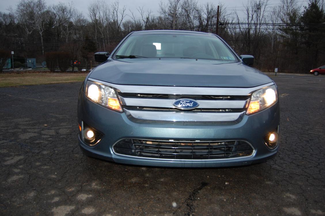 2012 Blue /Black Ford Fusion SE (3FAHP0HA5CR) with an 2.5L L4 DOHC 16V engine, Automatic transmission, located at 6528 Lower York Road, New Hope, PA, 18938, (215) 862-9555, 40.358707, -74.977882 - Photo #6