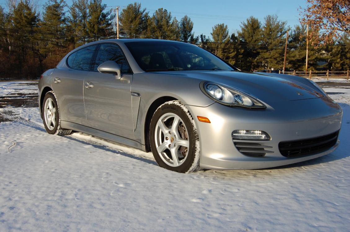 2011 Silver /Black leather Porsche Panamera 4 4 (WP0AA2A72BL) with an 3.6 liter V6 engine, Automatic transmission, located at 6528 Lower York Road, New Hope, PA, 18938, (215) 862-9555, 40.358707, -74.977882 - Photo #0