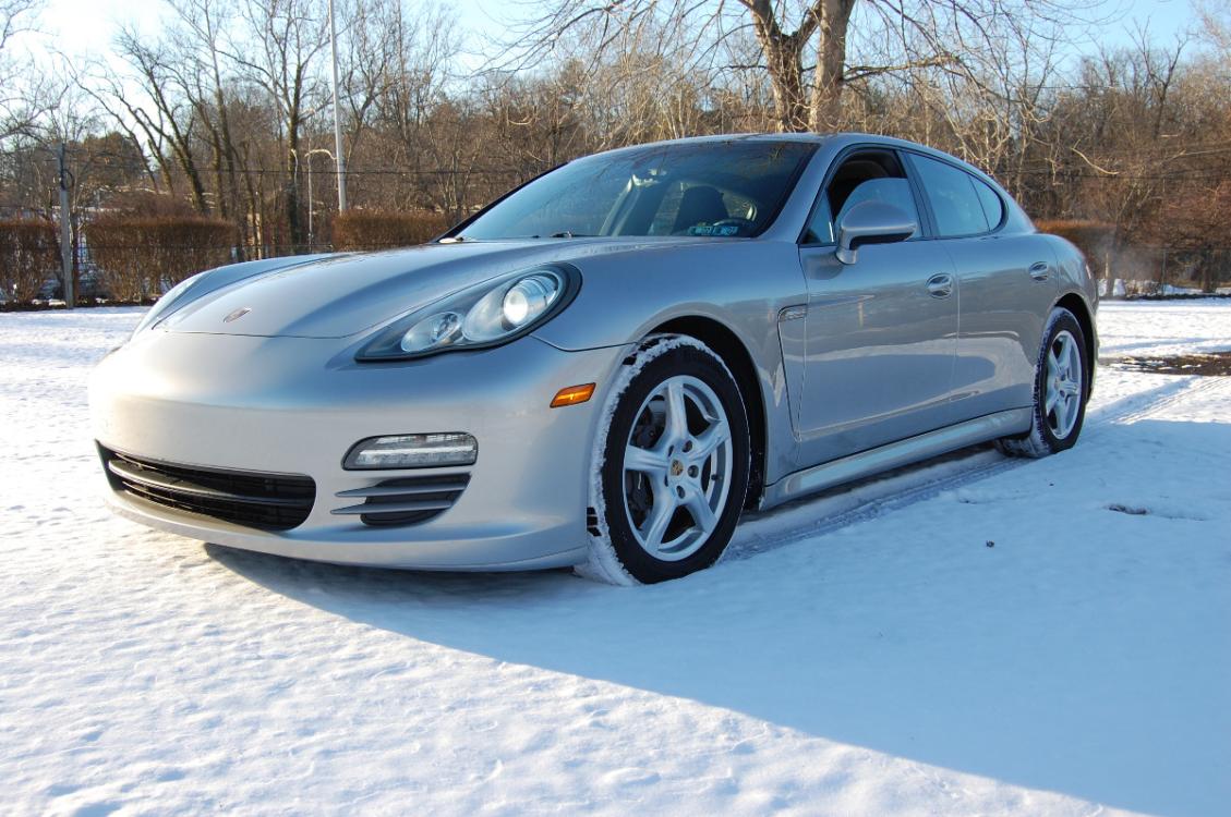 2011 Silver /Black leather Porsche Panamera 4 4 (WP0AA2A72BL) with an 3.6 liter V6 engine, Automatic transmission, located at 6528 Lower York Road, New Hope, PA, 18938, (215) 862-9555, 40.358707, -74.977882 - Photo #1