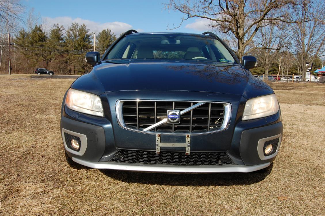 2008 Blue /Beige Leather Volvo XC70 Cross Country (YV4BZ982X81) with an 3.2 Liter 6 cyl engine, 5-Speed Automatic transmission, located at 6528 Lower York Road, New Hope, PA, 18938, (215) 862-9555, 40.358707, -74.977882 - Photo #6