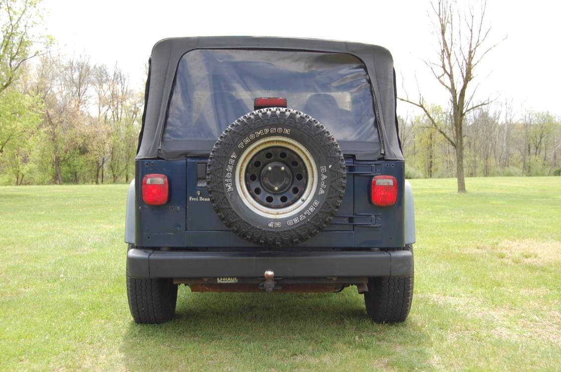 1997 Blue /Gray cloth Jeep Wrangler SE (1J4FY29P2VP) with an 2.5L L4 OHV 8V engine, 5-Speed Manual transmission, located at 6528 Lower York Road, New Hope, PA, 18938, (215) 862-9555, 40.358707, -74.977882 - Photo #3
