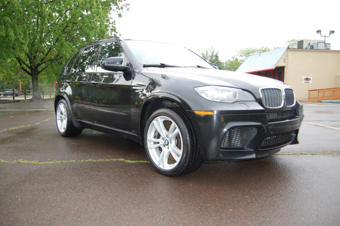 2012 Black /Black Leather BMW X5 M (5YMGY0C58CL) with an 4.4L V8 Twin Turbo engine, 6-Speed Automatic transmission, located at 6528 Lower York Road, New Hope, PA, 18938, (215) 862-9555, 40.358707, -74.977882 - Photo #2