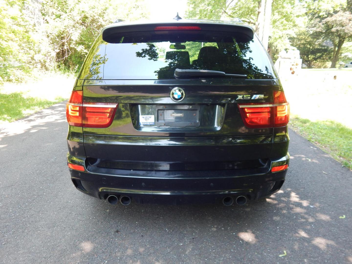 2012 Black /Black Leather BMW X5 M (5YMGY0C58CL) with an 4.4L V8 Twin Turbo engine, 6-Speed Automatic transmission, located at 6528 Lower York Road, New Hope, PA, 18938, (215) 862-9555, 40.358707, -74.977882 - Here for sale is a very cool 2012 BMW X5M. Under the hood is a strong running 4.4 liter twin turbo V8 producing 555 HP and puts that power to the intelligent AWD system via a smooth shifting automatic transmission with paddle shifters. Features include; Black leather upholstery, keyless entry syst - Photo#7