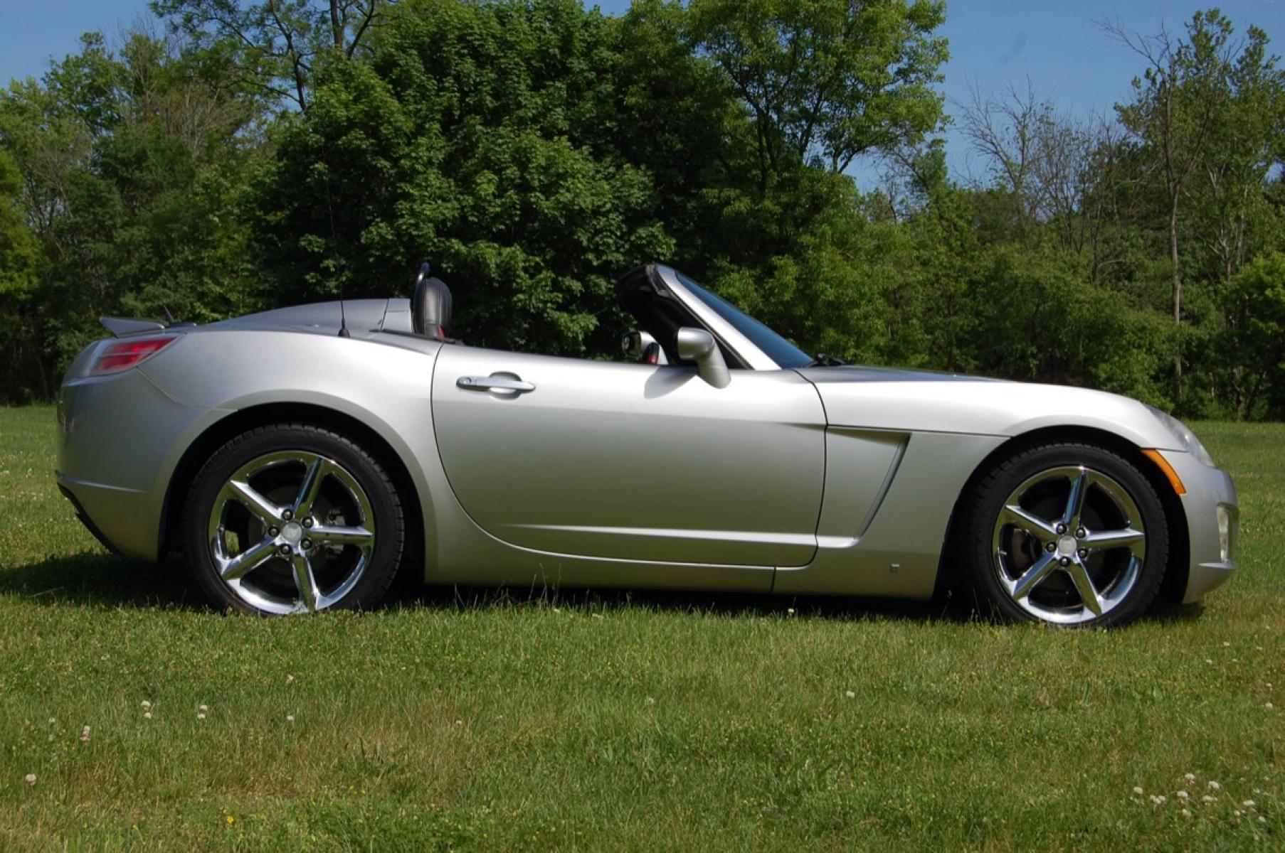 2008 Silver /Red/Black Leather Saturn Sky Red Line (1G8MF35X38Y) with an 2.0L L4 DOHC 16V TURBO engine, Automatic transmission, located at 6528 Lower York Road, New Hope, PA, 18938, (215) 862-9555, 40.358707, -74.977882 - Here for sale is a rare 2008 Saturn Sky Redline. Under the hood is a strong pulling turbocharged 2.0 liter 4 cylinder which puts power to the rear wheels via a smooth shifting automatic transmission. Features include; Red/Black leather upholstery, cruise control, tilt wheel, cold AC, power windows - Photo #11