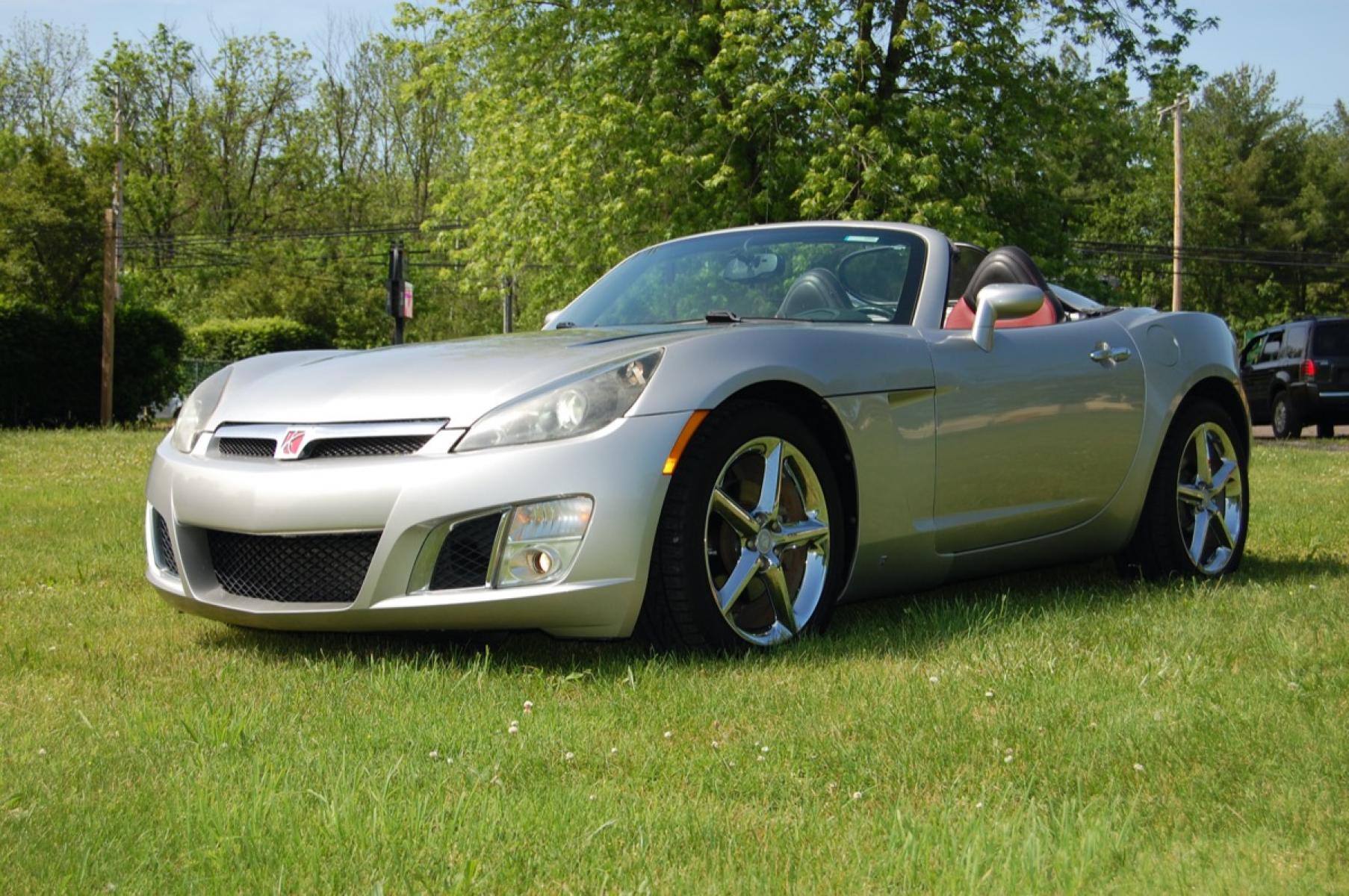 2008 Silver /Red/Black Leather Saturn Sky Red Line (1G8MF35X38Y) with an 2.0L L4 DOHC 16V TURBO engine, Automatic transmission, located at 6528 Lower York Road, New Hope, PA, 18938, (215) 862-9555, 40.358707, -74.977882 - Photo #1