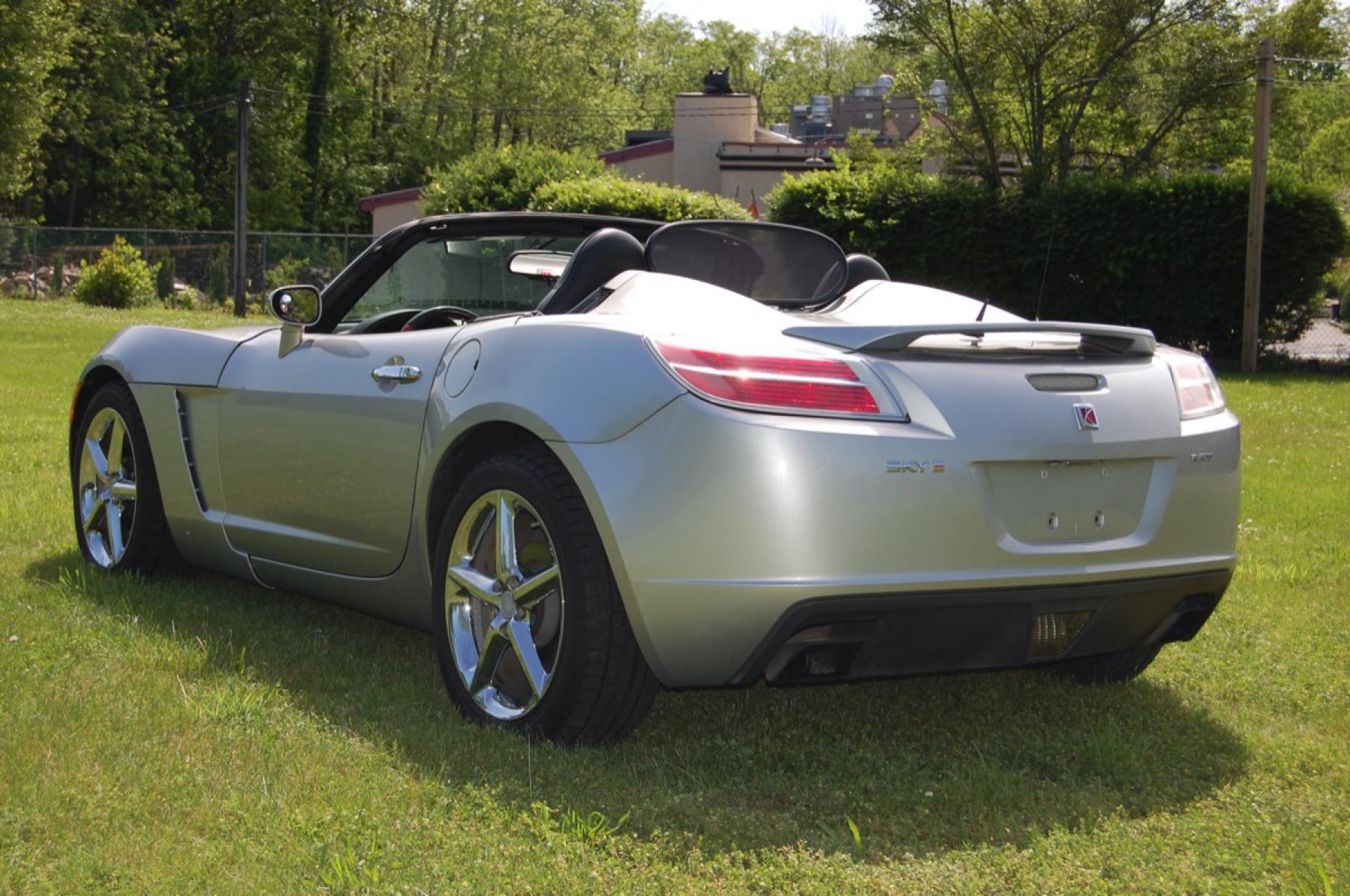 2008 Silver /Red/Black Leather Saturn Sky Red Line (1G8MF35X38Y) with an 2.0L L4 DOHC 16V TURBO engine, Automatic transmission, located at 6528 Lower York Road, New Hope, PA, 18938, (215) 862-9555, 40.358707, -74.977882 - Photo #5
