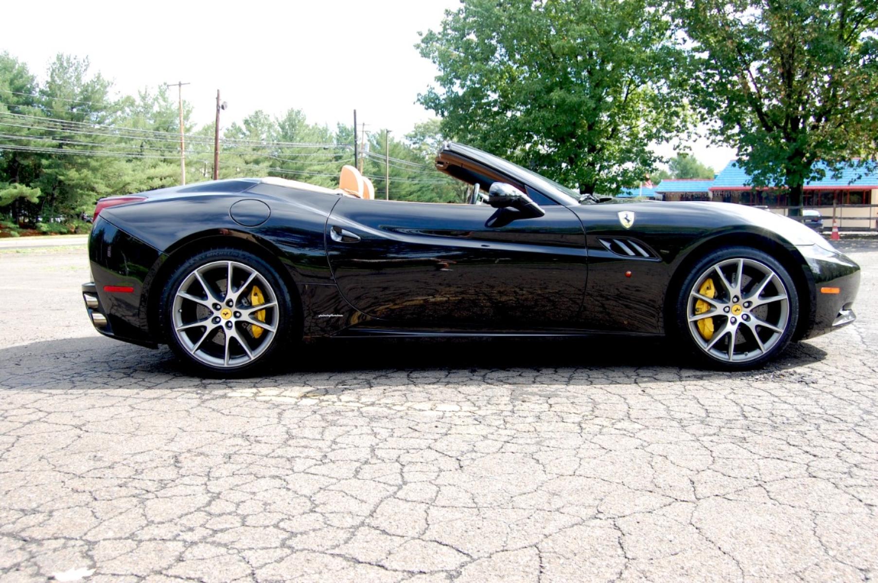 2010 Black /Tan Leather Ferrari California (ZFF65LJA6A0) with an 4.3L V8 DOHC 32V engine, Automatic/Paddle Shift transmission, located at 6528 Lower York Road, New Hope, PA, 18938, (215) 862-9555, 40.358707, -74.977882 - 2010 Ferrari California..this gorgeous hardtop/convertible has rear wheel drive and is powered by a 4.3 Liter V8 engine, has automatic or paddle shifting transmission, she runs out very strong, power top, keyless entry, tilt wheel/cruise control, dual heated power seats in tan leather, power windows - Photo #5