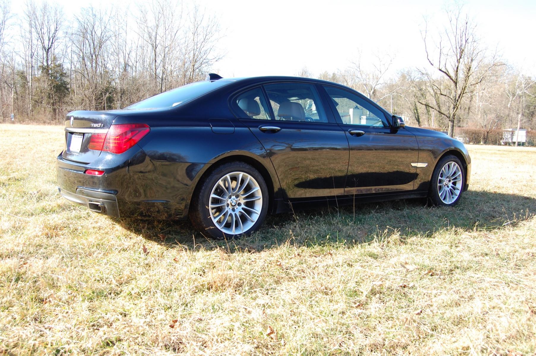 2015 Dark Blue /Tan Leather BMW 7-Series M-Sport Drive (WBAYB6C51FD) with an 4.4L V8 DOHC 32V TURBO engine, 8-Speed Automatic transmission, located at 6528 Lower York Road, New Hope, PA, 18938, (215) 862-9555, 40.358707, -74.977882 - Photo #5