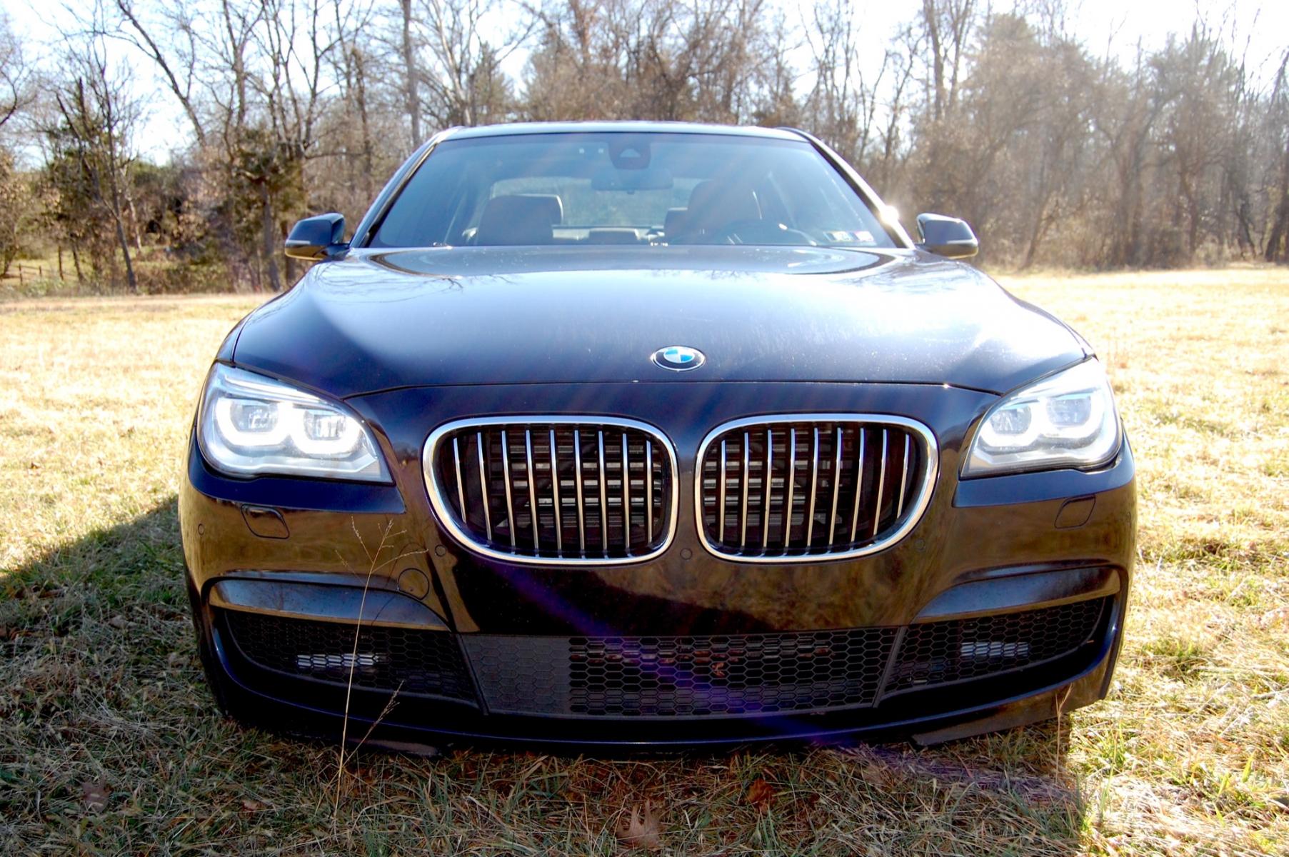 2015 Dark Blue /Tan Leather BMW 7-Series M-Sport Drive (WBAYB6C51FD) with an 4.4L V8 DOHC 32V TURBO engine, 8-Speed Automatic transmission, located at 6528 Lower York Road, New Hope, PA, 18938, (215) 862-9555, 40.358707, -74.977882 - Photo #8