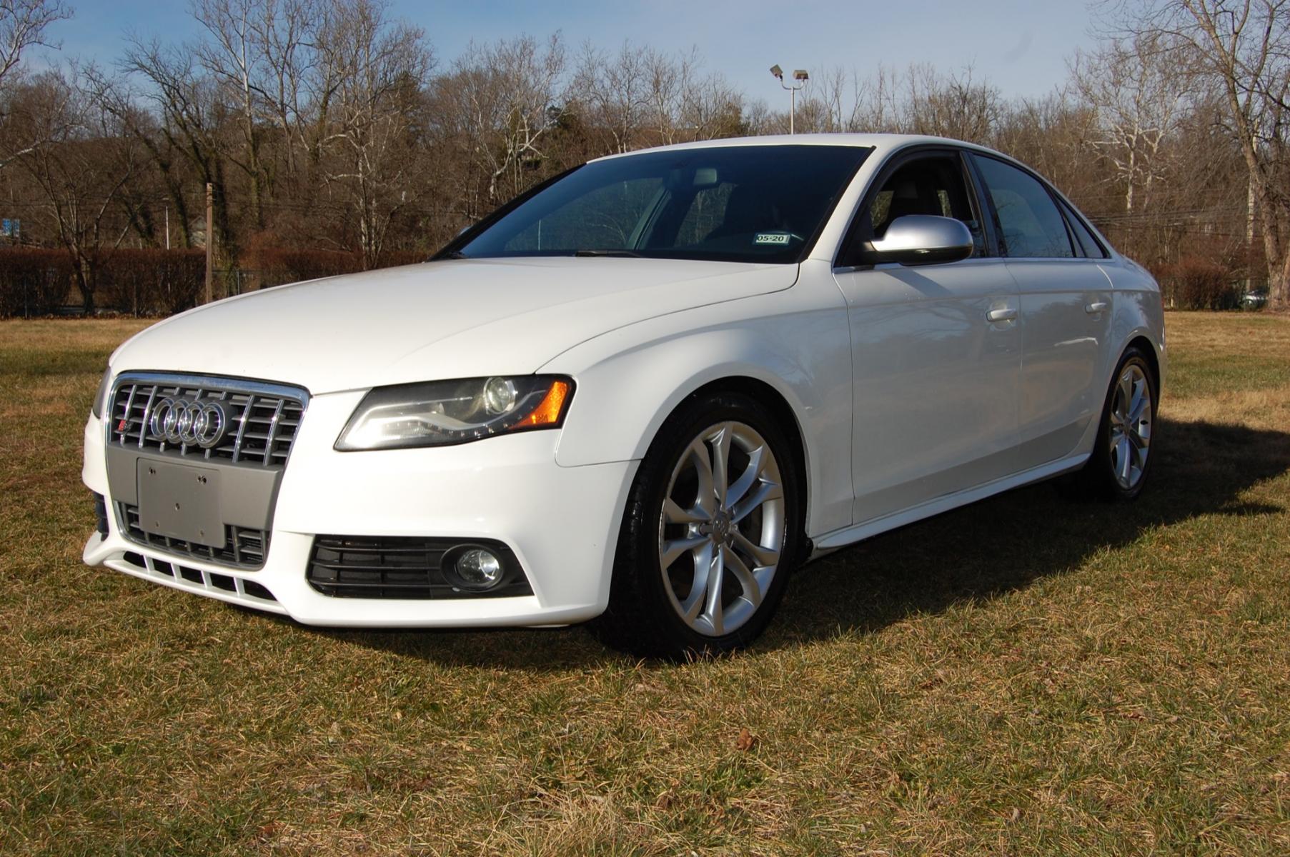 2010 White /Black Leather Audi S4 Sedan quattro (WAUBGAFL2AA) with an 3.0L V6 DOHC 24V engine, Automatic transmission, located at 6528 Lower York Road, New Hope, PA, 18938, (215) 862-9555, 40.358707, -74.977882 - Photo #0