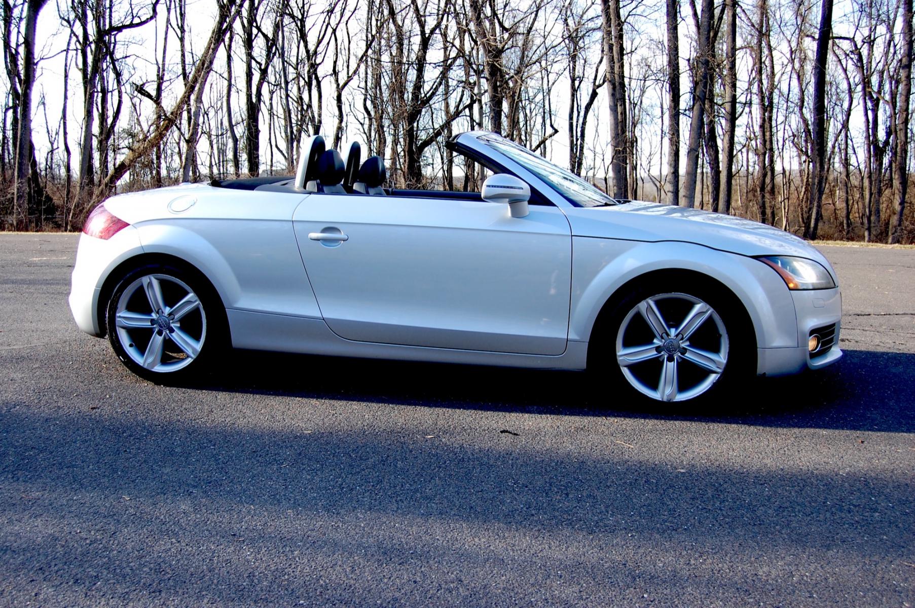 2012 Silver /Black Leather Audi TT Prestige 2.0T Quattro Roadster (TRU4FAFK1C1) with an 2.0L Turbo L4 DOHC 16V engine, 6-Speed Automatic transmission, located at 6528 Lower York Road, New Hope, PA, 18938, (215) 862-9555, 40.358707, -74.977882 - Here for sale is a 2012 AUDI TT Prestige Quattro Roadster. Under the hood is a strong running 2.0 liter turbocharged 4 cylinder which puts power to the Quattro AWD system via a smooth shifting automatic transmission. Features include; Black leather interior, keyless entry system, one master key, c - Photo #11