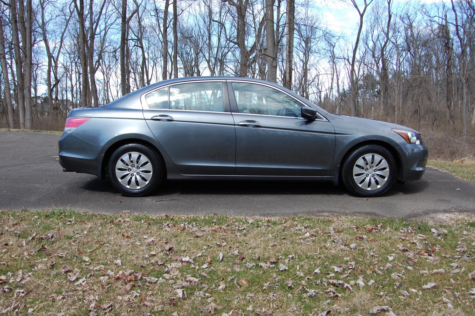 2010 Gray /Gray Cloth Honda Accord LX Sedan (1HGCP2E30AA) with an 2.4L L4 DOHC 16V engine, 5-Speed Manual transmission, located at 6528 Lower York Road, New Hope, PA, 18938, (215) 862-9555, 40.358707, -74.977882 - Very clean, great driving 2010 Honda Accord EX sedan, 2.4 Liter 4 cylinder engine, 5 speed manual transmission, Cold AC/heat, tilt wheel, cruise control, power drivers seat, power windows, locks and mirrors, dual front air bags, heated rear window, AM/FM/CD/Aux sound system with factory Navigation - Photo #4