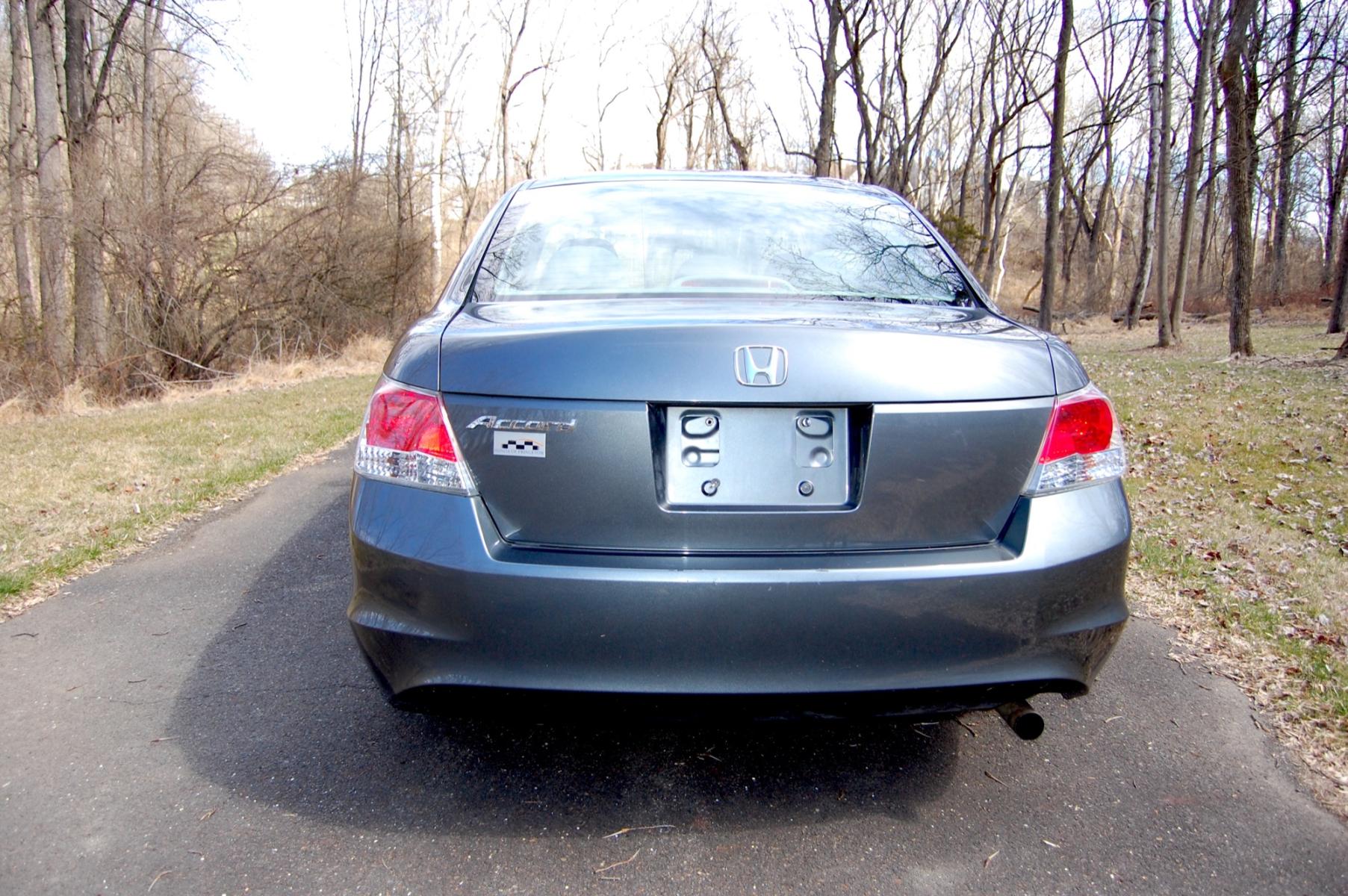 2010 Gray /Gray Cloth Honda Accord LX Sedan (1HGCP2E30AA) with an 2.4L L4 DOHC 16V engine, 5-Speed Manual transmission, located at 6528 Lower York Road, New Hope, PA, 18938, (215) 862-9555, 40.358707, -74.977882 - Very clean, great driving 2010 Honda Accord EX sedan, 2.4 Liter 4 cylinder engine, 5 speed manual transmission, Cold AC/heat, tilt wheel, cruise control, power drivers seat, power windows, locks and mirrors, dual front air bags, heated rear window, AM/FM/CD/Aux sound system with factory Navigation - Photo #7