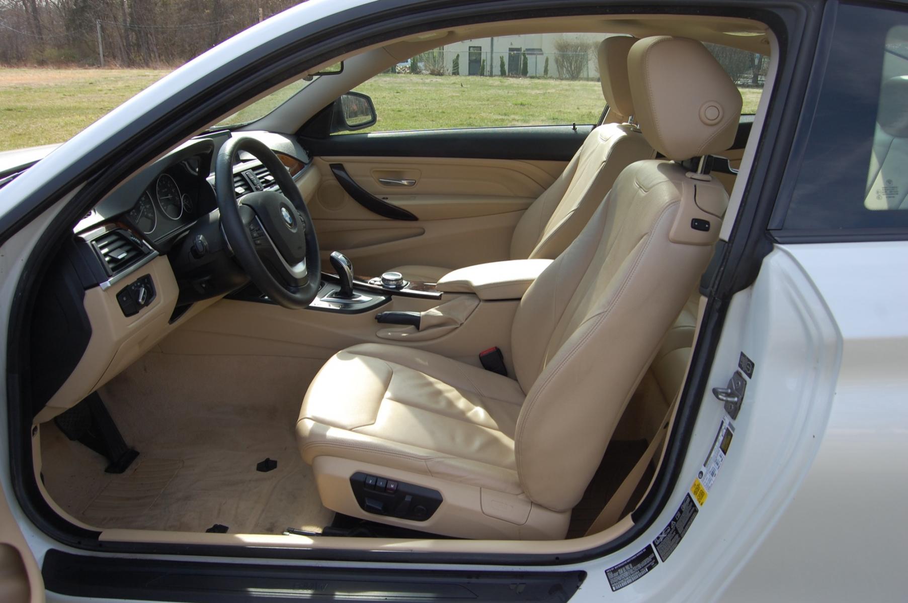 2014 White /Beige BMW 4-Series 428i xDrive (WBA3N9C54EK) with an 2.0L L4 DOHC 16V engine, Automatic transmission, located at 6528 Lower York Road, New Hope, PA, 18938, (215) 862-9555, 40.358707, -74.977882 - AWD 2.0L Turbo, 4cyl, Automatic Transmission, Beige Leather Interior, Wood Trim, Key less Entry, 2 Master Keys, Cruise/Tilt/AC, Power Widows, Power Locks, Power Mirrors, Power Moon Roof, Heated / Cooled Seats, AM/FM/CD/USB/AUX, Bluetooth, Navigation, Rear View Camera, Auto Dimming Mirrors, Dual Zone - Photo #8