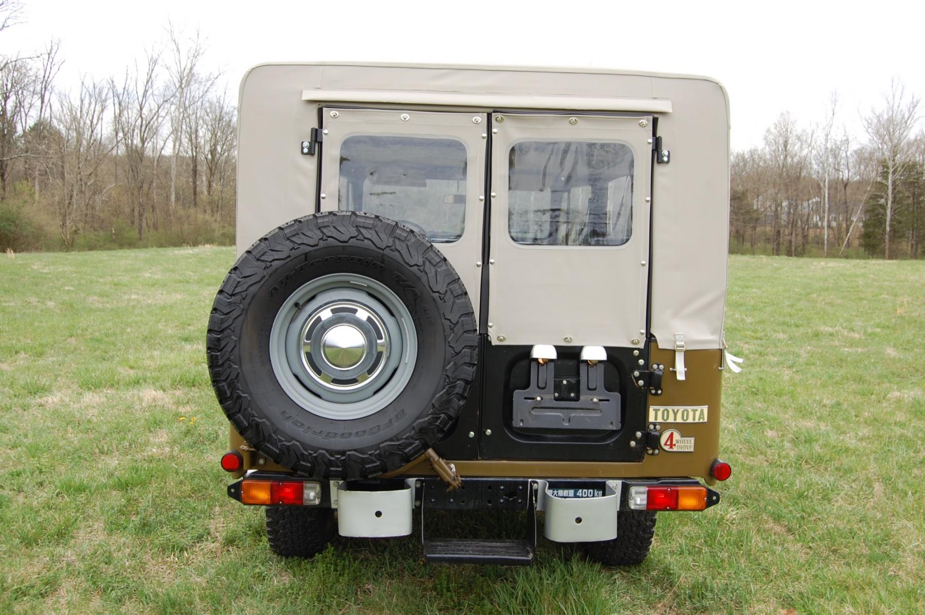 1980 Olive Brown /Black leather Toyota Land cruiser HJ45 (HJ45037701) with an 3.6 liter Diesel engine, 4 speed manual transmission, located at 6528 Lower York Road, New Hope, PA, 18938, (215) 862-9555, 40.358707, -74.977882 - Here for sale we have a freshly restored, super cool 1980 Toyota Land Cruiser HJ45 "Troop Carrier". Under the hood is a strong running 3.6 liter 6 cylinder Diesel engine which puts power to 2 or 4 wheels via a 4 speed manual transmission. Features include; Black leather interior, bench seat in fro - Photo #7