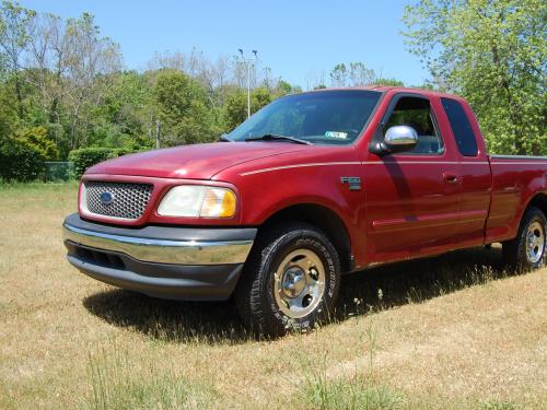 2000 Ford F-150 Lariat SuperCab Long Bed 2WD