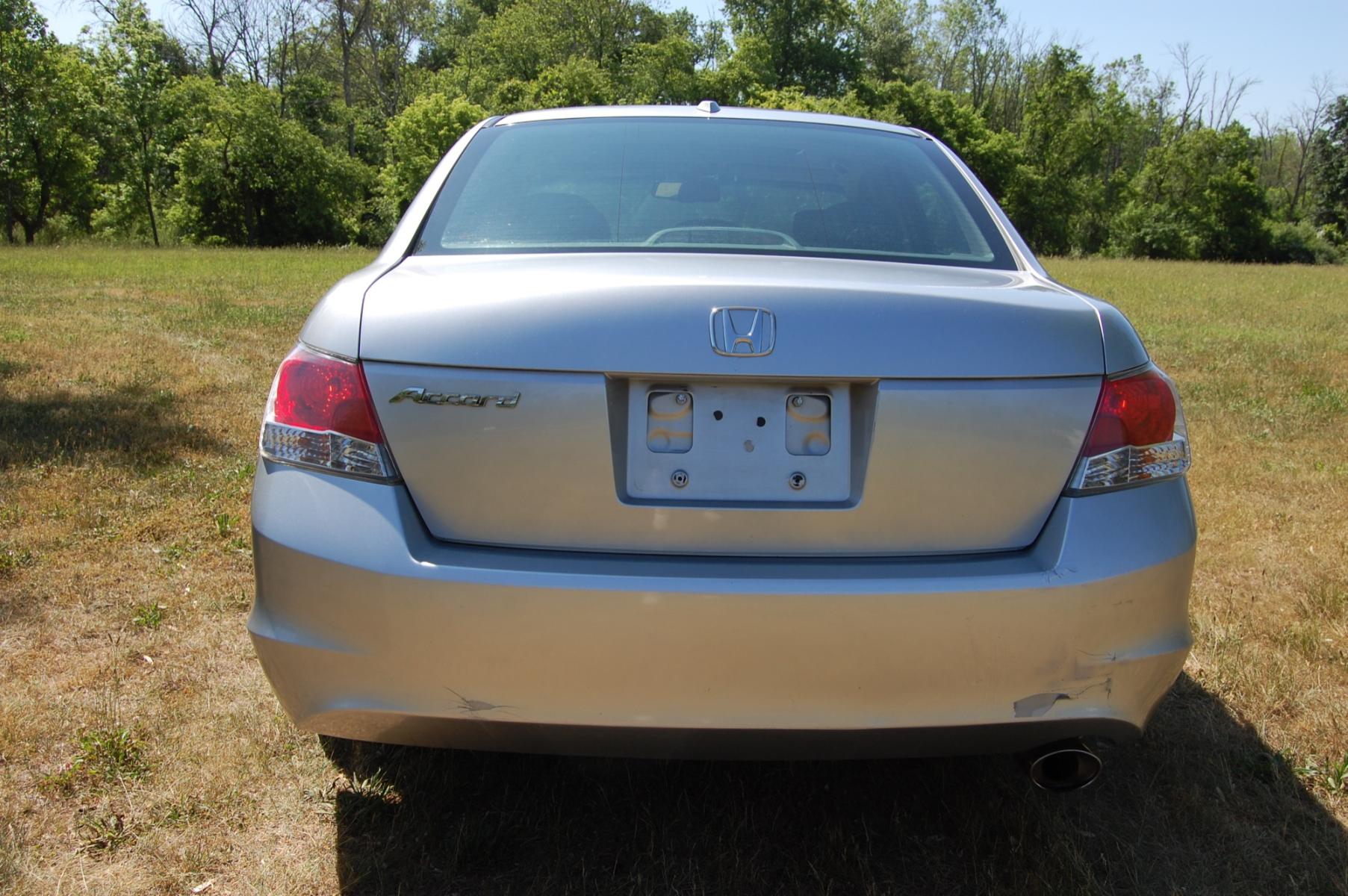 2008 Silver /Black Leather Honda Accord EX-L Sedan AT (1HGCP26868A) with an 2.4L L4 DOHC 16V engine, 5-Speed Automatic Overdrive transmission, located at 6528 Lower York Road, New Hope, PA, 18938, (215) 862-9555, 40.358707, -74.977882 - Here we have a Honda Accord with a 2.4L 4 cylinder engine putting power to the front wheels via an automatic transmission. The interior offers black leather, power drivers seat, heated front seat, AM/FM/XM/CD/AUX radio with navigation, dual climate, cruise control, tilt steering wheel, power sunroof - Photo #7