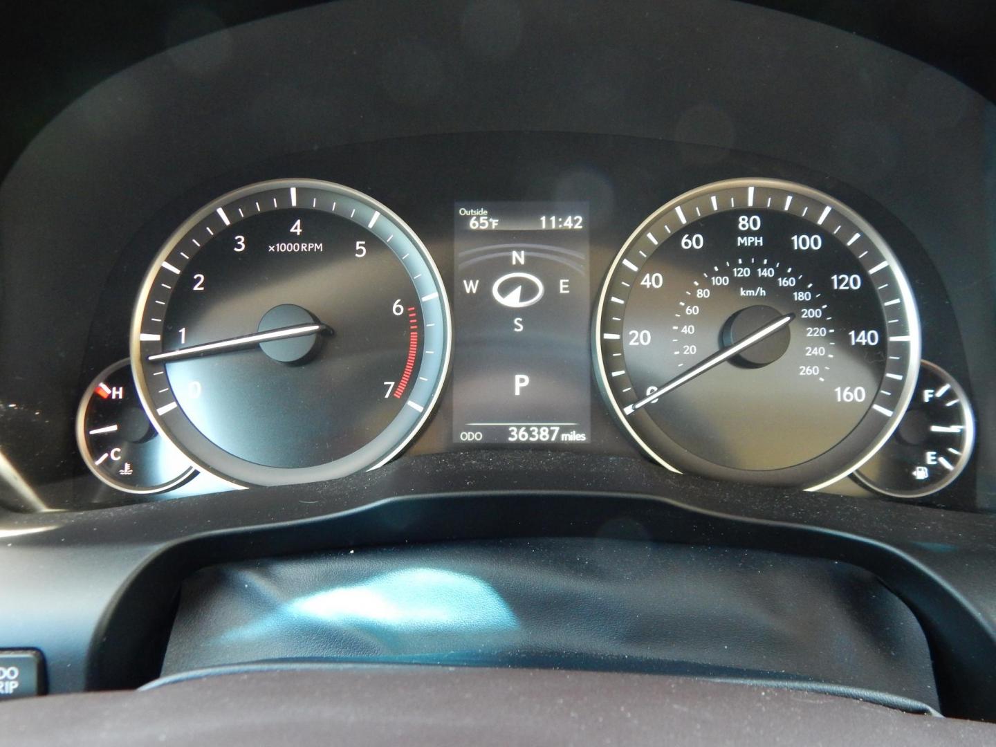 2016 Gold /Tan Lexus ES 350 Sedan (58ABK1GG0GU) with an 3.5L V6 DOHC 24V engine, 6A transmission, located at 6528 Lower York Road, New Hope, PA, 18938, (215) 862-9555, 40.358707, -74.977882 - Here we have a beautiful Lexus ES350 with 36k original miles! This Lexus has a 3.5L V6 putting power to the ground via a FWD automatic transmission. Options include: tan/brown leather with wood trim, heated and cooled front seats, heated steering wheel, AM/FM/CD/SAT/BLUETOOTH radio, navigation, back - Photo#26