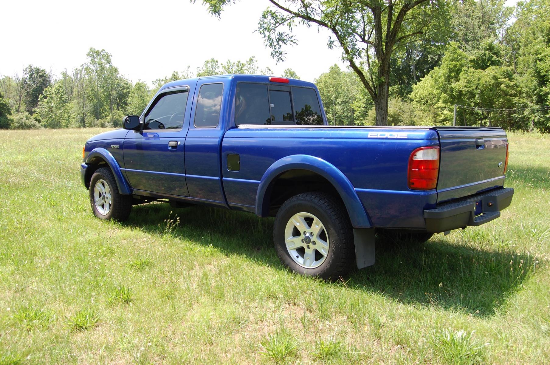 2005 Blue /Black/Gray cloth Ford Ranger Edge (1FTYR14U35P) with an 3.0L V6 OHV 12V engine, Automatic transmission, located at 6528 Lower York Road, New Hope, PA, 18938, (215) 862-9555, 40.358707, -74.977882 - Here for sale is a 2005 Ford Ranger superb Edge edition. Under the hood is a strong running 3.0 liter V6 which puts power to the rear wheels via it automatic transmission. Features include; Black/Gray cloth interior, cruise control, tilt steering wheel, cold AC, roll up windows, manual mirrors, ma - Photo #2