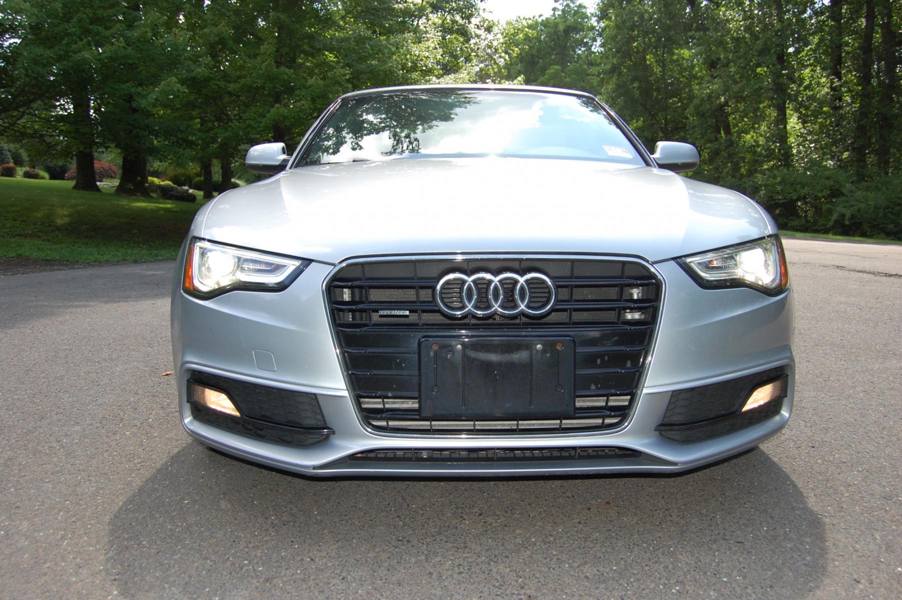 2015 Silver /Black Leather Audi A5 2.0T Premium Plus Cabriolet quattro (WAUMFAFH3FN) with an 2.0L L4 DOHC 16V TURBO engine, 8-Speed Automatic transmission, located at 6528 Lower York Road, New Hope, PA, 18938, (215) 862-9555, 40.358707, -74.977882 - Here we have a beautiful Audi A5 convertible with a 2.0L 4 cylinder turbo engine putting power to all 4 wheels via an automatic transmission. The interior offers black leather with aluminum trim, cruise control, tilt steering wheel, power windows/locks/mirrors, power top, power seats, heated seats, - Photo #10