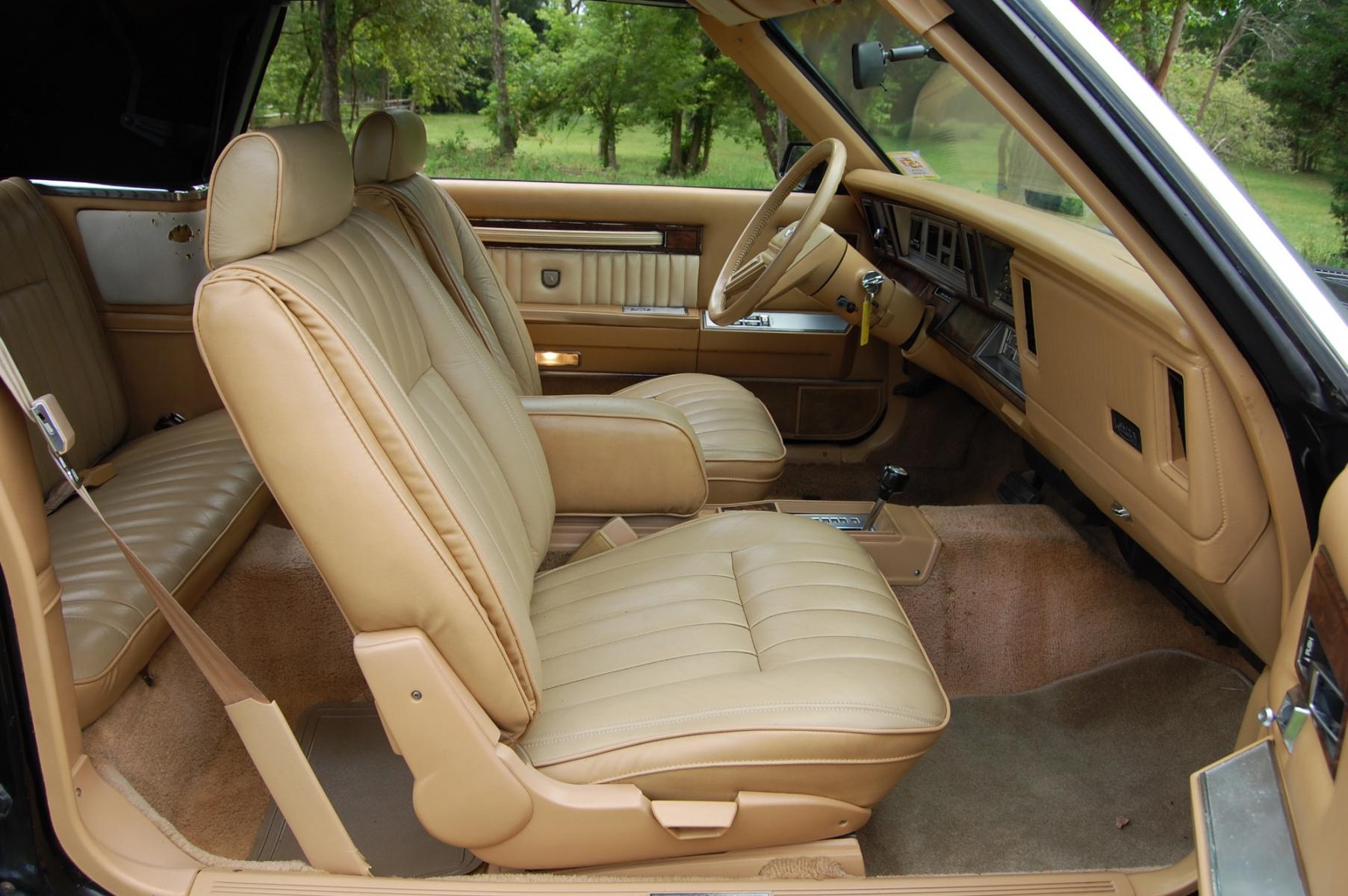 1986 /Tan Leather Chrysler LeBaron Convertible (1C3BC55E3GG) with an 2.2L L4 SOHC 8V TURBO engine, Automatic transmission, located at 6528 Lower York Road, New Hope, PA, 18938, (215) 862-9555, 40.358707, -74.977882 - Very clean 1986 Chrysler LeBaron Town+Country Woodie Convertible, powered by a 2.2 Liter turbo charged engine, automatic transmission, tilt wheel, cruise control, black paint, black power top, tan leather interior, good clean original condition, power drivers seat, power windows, locks, wire wheel - Photo #14