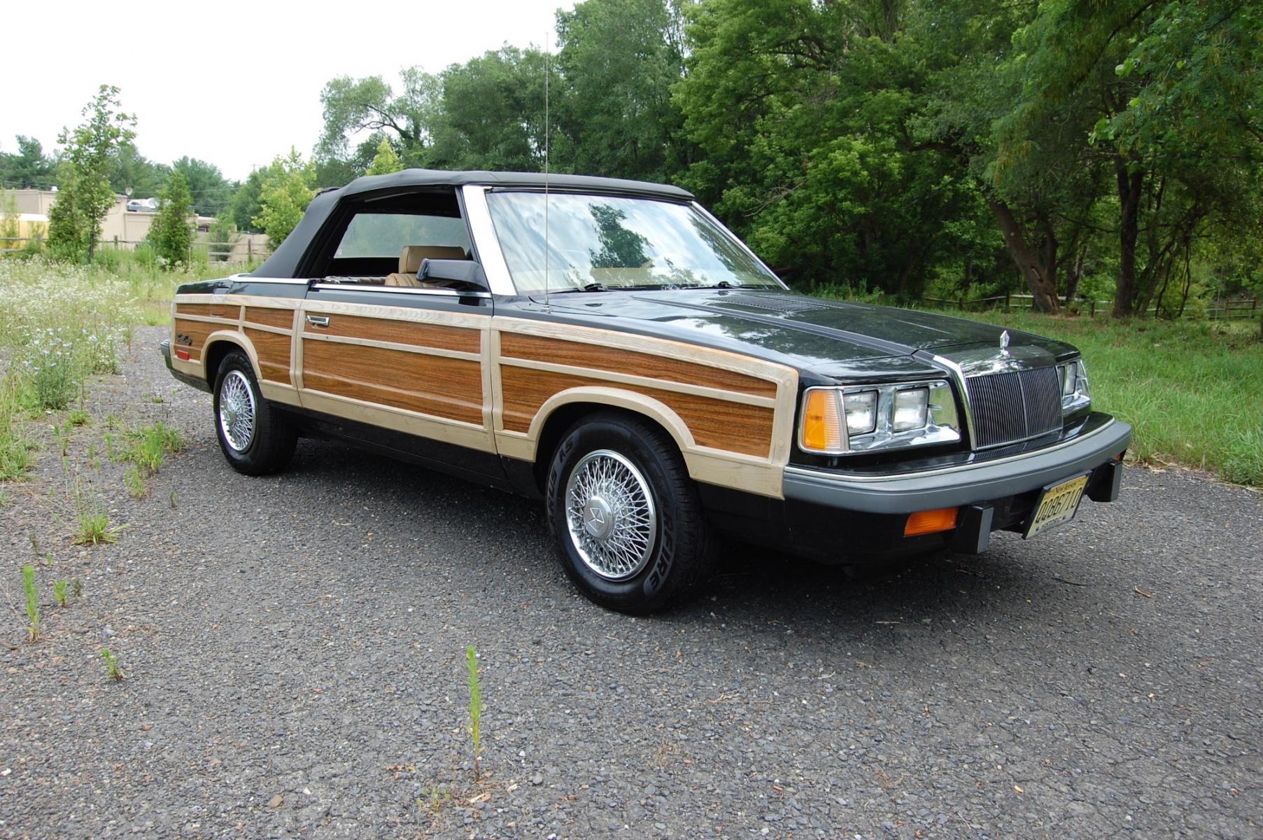 1986 /Tan Leather Chrysler LeBaron Convertible (1C3BC55E3GG) with an 2.2L L4 SOHC 8V TURBO engine, Automatic transmission, located at 6528 Lower York Road, New Hope, PA, 18938, (215) 862-9555, 40.358707, -74.977882 - Very clean 1986 Chrysler LeBaron Town+Country Woodie Convertible, powered by a 2.2 Liter turbo charged engine, automatic transmission, tilt wheel, cruise control, black paint, black power top, tan leather interior, good clean original condition, power drivers seat, power windows, locks, wire wheel - Photo #4