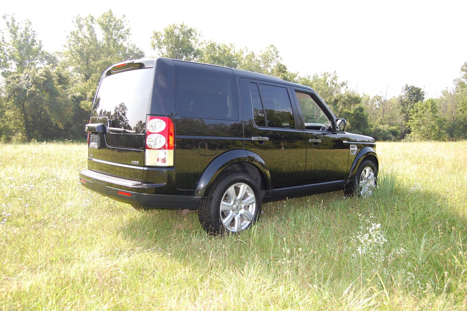 2013 Black /Black Leather Land Rover LR4 HSE Luxury (SALAK2D46DA) with an 4.4L V8 DOHC 32V engine, 6-Speed Automatic transmission, located at 6528 Lower York Road, New Hope, PA, 18938, (215) 862-9555, 40.358707, -74.977882 - Here for sale is a very nice ONE OWNER, 2013 Land Rover LR4 HSE Luxury package. Under the hood is a strong running 5.0 liter V8 which puts power to the intelligent all wheel drive system via a smooth shifting automatic transmission with a dual range transfer case. Features include; Black leather - Photo #5