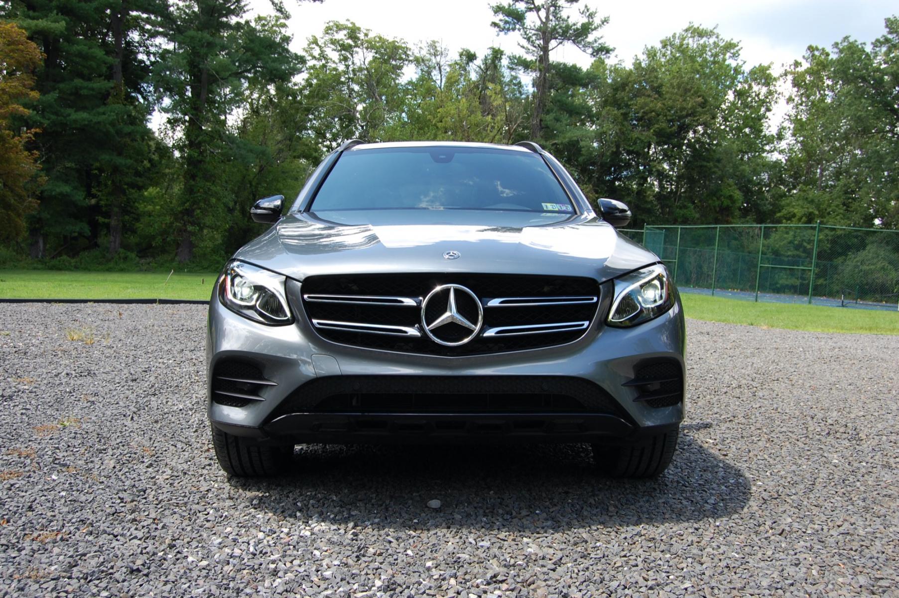 2019 Selenite Grey Metallic /Black Leather Mercedes-Benz GLC-Class GLC300 4MATIC (WDC0G4KB5KV) with an 2.0L L4 DOHC 16V TURBO engine, Automatic 9 Speed transmission, located at 6528 Lower York Road, New Hope, PA, 18938, (215) 862-9555, 40.358707, -74.977882 - Here we have a beautiful Mercedes GLC with a 2.0L Turbo 4 cylinder engine putting power to all four wheel via an automatic transmission. The interior offers black leather with wood trim, keyless entry, 2 master keys, cruise control, tilt steering wheel, power windows/locks/mirrors, power moving fron - Photo #7