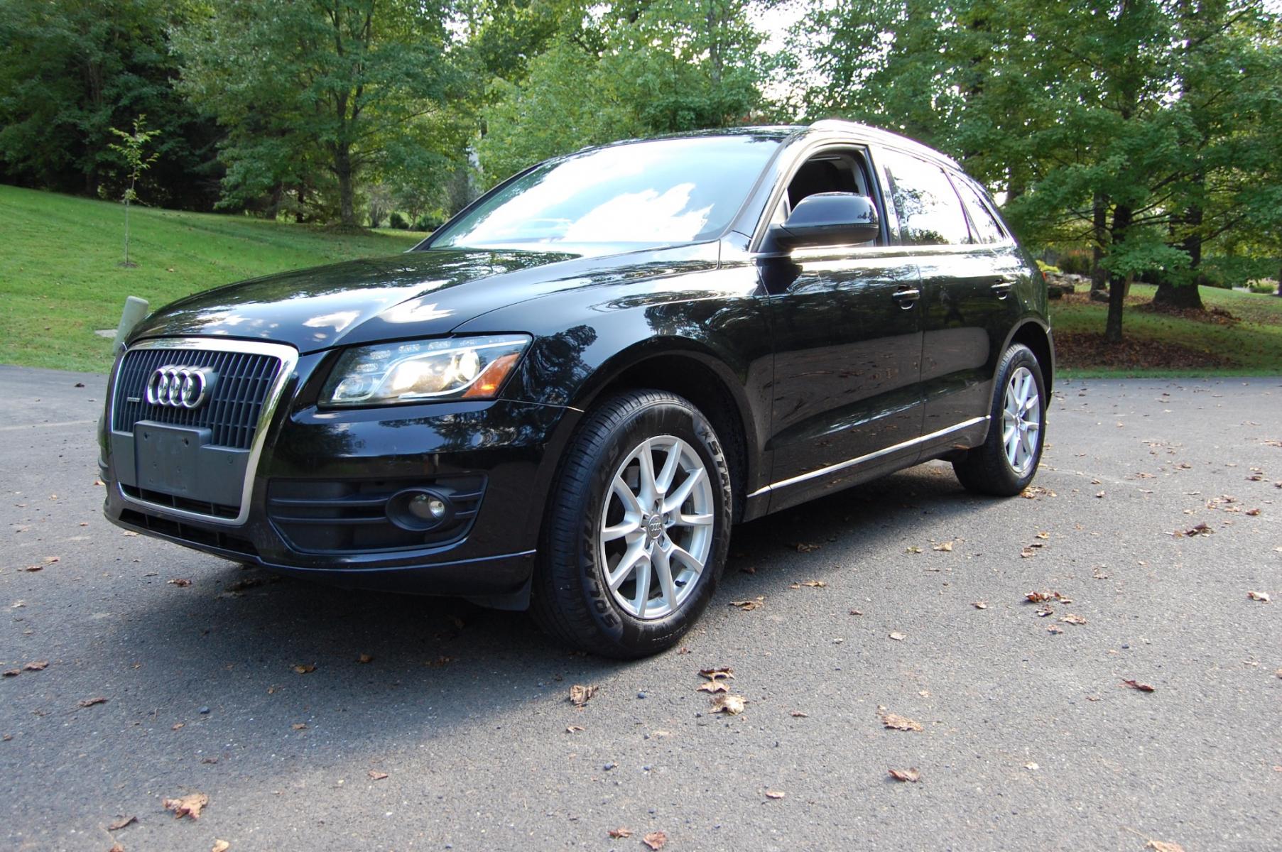 2011 Black /Black Leather Audi Q5 2.0 quattro Premium Plus (WA1LFAFP1BA) with an 2.0L L4 DOHC 16V engine, 6-Speed Automatic transmission, located at 6528 Lower York Road, New Hope, PA, 18938, (215) 862-9555, 40.358707, -74.977882 - Here for sale is a nice 2011 Audi Q5 Premium Plus. This vehicle has a Reconstructed PA title but is is great running and driving condition. Under the hood is a strong running 2.0 liter turbocharged 4 cylinder which puts power to the Quattro AWD system via a smooth shifting automatic transmission. - Photo #1