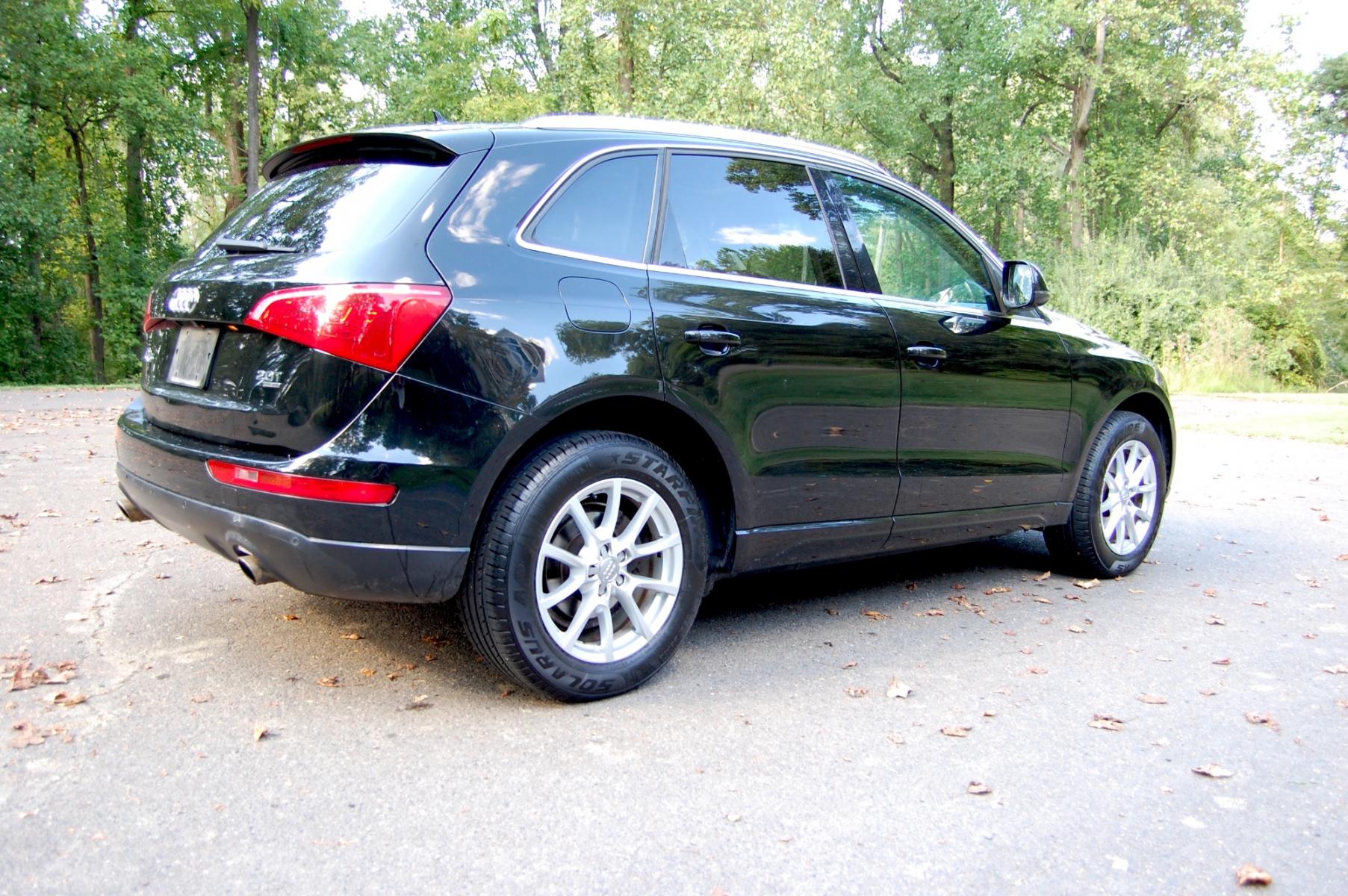 2011 Black /Black Leather Audi Q5 2.0 quattro Premium Plus (WA1LFAFP1BA) with an 2.0L L4 DOHC 16V engine, 6-Speed Automatic transmission, located at 6528 Lower York Road, New Hope, PA, 18938, (215) 862-9555, 40.358707, -74.977882 - Here for sale is a nice 2011 Audi Q5 Premium Plus. This vehicle has a Reconstructed PA title but is is great running and driving condition. Under the hood is a strong running 2.0 liter turbocharged 4 cylinder which puts power to the Quattro AWD system via a smooth shifting automatic transmission. - Photo #3