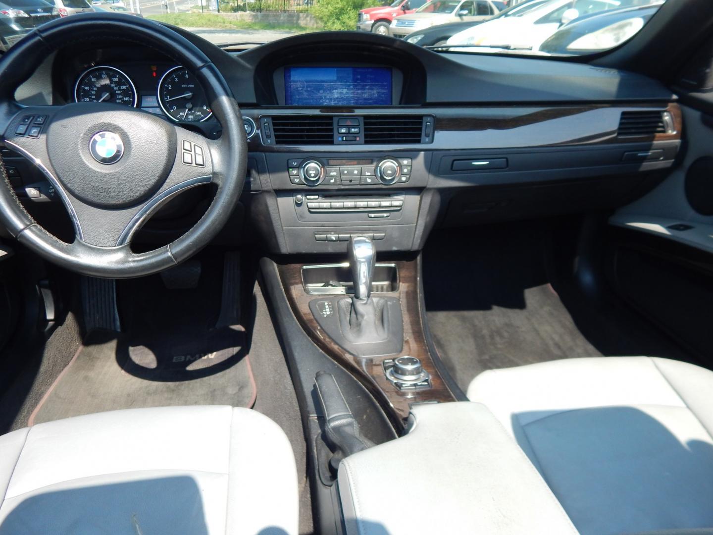 2012 Blue /Gray BMW 3-Series (WBADX7C50CE) with an 3.0L L6 DOHC 24V turbocharged engine, Automatic transmission, located at 6528 Lower York Road, New Hope, PA, 18938, (215) 862-9555, 40.358707, -74.977882 - Here for sale is a 2012 BMW 335i Hard Top Convertible. Under the hood is a strong running 3.0 liter turbocharged inline 6 cylinder which puts power to the rear wheels via a smooth shifting automatic transmission with paddle shifters. Features include; Gray leather interior, keyless entry system,- Photo#24