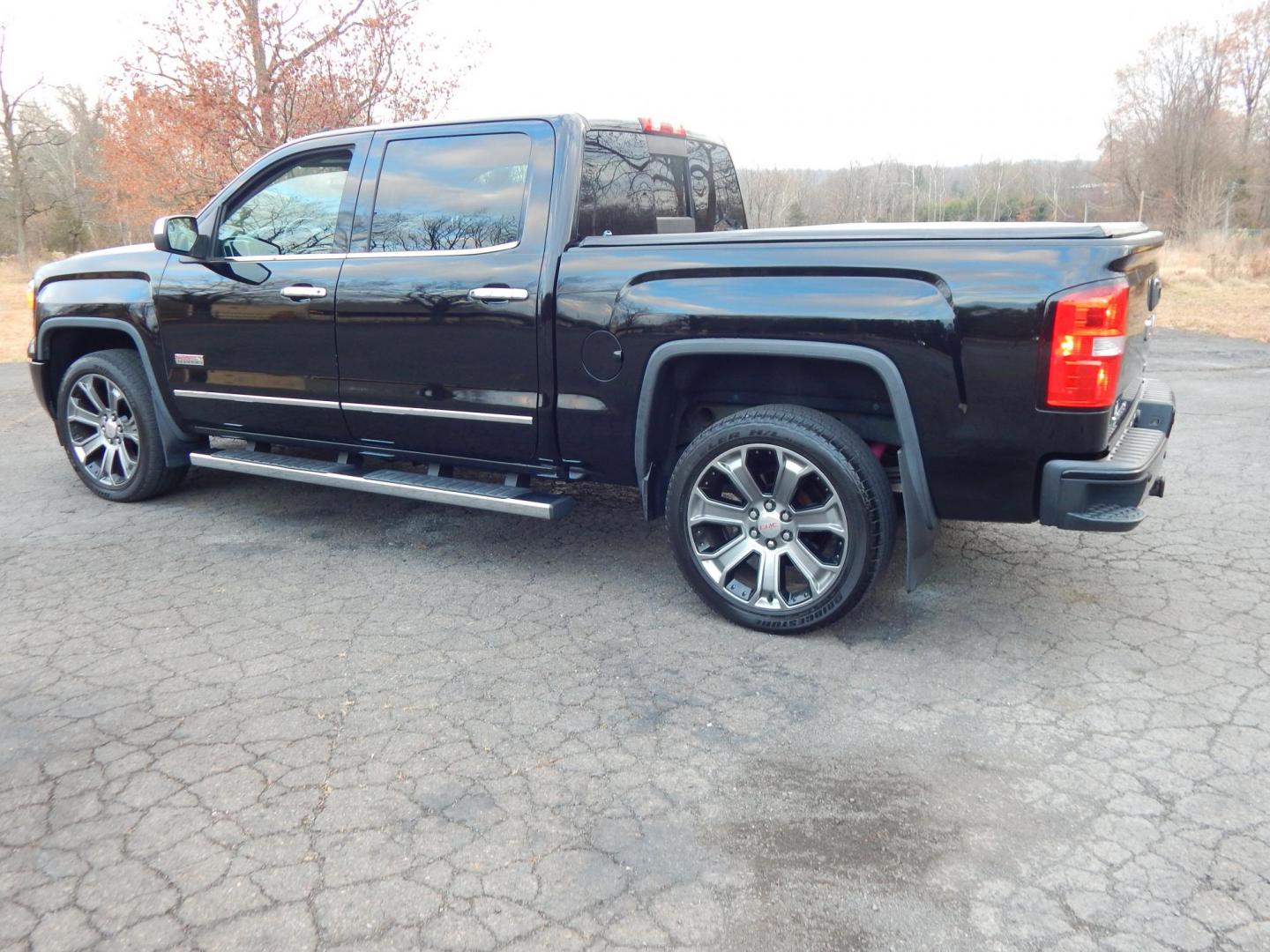 2014 Black /Black Leather GMC Sierra 1500 SLT Crew Cab 4WD (3GTU2VEC1EG) with an 5.3L V8 OHV 16V engine, 6-Speed Automatic transmission, located at 6528 Lower York Road, New Hope, PA, 18938, (215) 862-9555, 40.358707, -74.977882 - Here we have a beautiful GMC Sierra All Terrain 1500 SLT with a 5.3L V8 putting power to the ground via a 4x4 automatic transmission. Options include: black leather, keyless entry, 2 keys, cruise control, tilt steering wheel, AM/FM/CD/BLUETOOTH, navigation, back up camera, heated steering wheel, pow - Photo#1