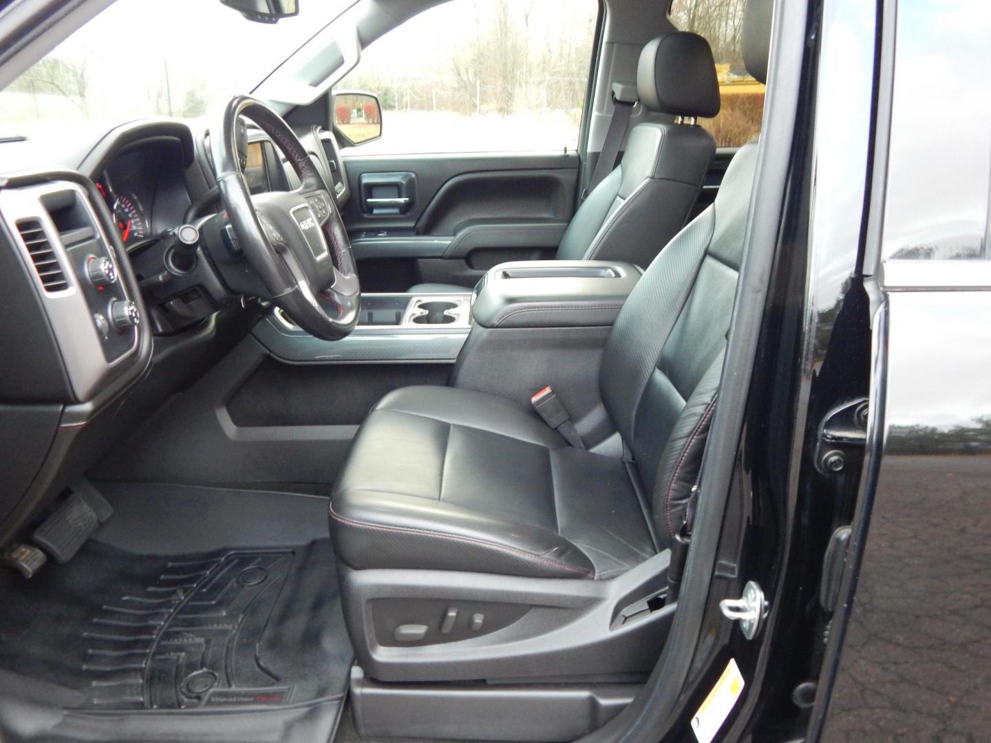 2014 Black /Black Leather GMC Sierra 1500 SLT Crew Cab 4WD (3GTU2VEC1EG) with an 5.3L V8 OHV 16V engine, 6-Speed Automatic transmission, located at 6528 Lower York Road, New Hope, PA, 18938, (215) 862-9555, 40.358707, -74.977882 - Here we have a beautiful GMC Sierra All Terrain 1500 SLT with a 5.3L V8 putting power to the ground via a 4x4 automatic transmission. Options include: black leather, keyless entry, 2 keys, cruise control, tilt steering wheel, AM/FM/CD/BLUETOOTH, navigation, back up camera, heated steering wheel, pow - Photo#11