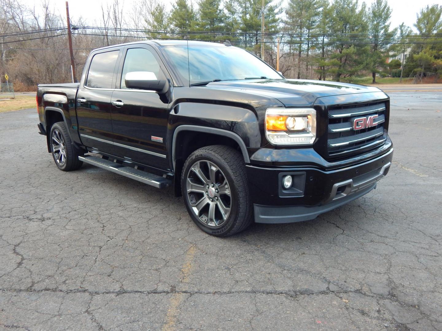 2014 Black /Black Leather GMC Sierra 1500 SLT Crew Cab 4WD (3GTU2VEC1EG) with an 5.3L V8 OHV 16V engine, 6-Speed Automatic transmission, located at 6528 Lower York Road, New Hope, PA, 18938, (215) 862-9555, 40.358707, -74.977882 - Here we have a beautiful GMC Sierra All Terrain 1500 SLT with a 5.3L V8 putting power to the ground via a 4x4 automatic transmission. Options include: black leather, keyless entry, 2 keys, cruise control, tilt steering wheel, AM/FM/CD/BLUETOOTH, navigation, back up camera, heated steering wheel, pow - Photo#7