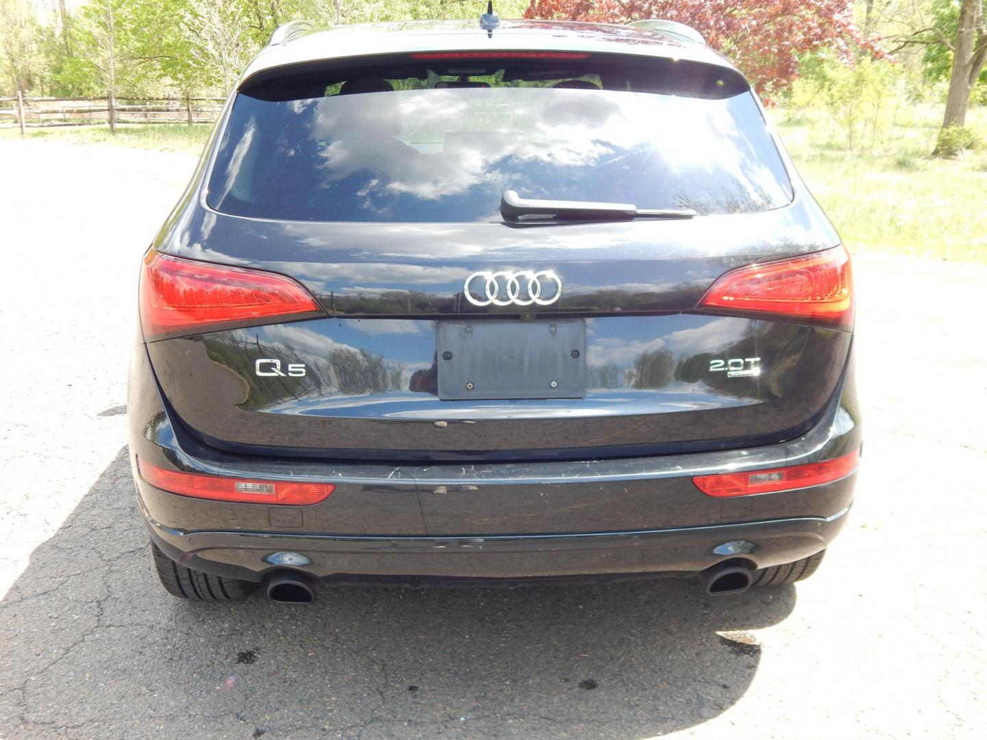 2014 Black /Brown Audi Q5 2.0 quattro Premium (WA1LFAFP0EA) with an 2.0L L4 DOHC 16V engine, 6-Speed Automatic transmission, located at 6528 Lower York Road, New Hope, PA, 18938, (215) 862-9555, 40.358707, -74.977882 - Here we have a 2014 Audi Q5 Premium Plus with a 2.0L inline 4 cylinder turbo engine putting power to all four wheels via an automatic transmission. Options include: brown leather, dual power seats, panoramic sunroof, push button start, dual climate controls, AM/FM/CD/MEDIA radio with navigation, til - Photo#7