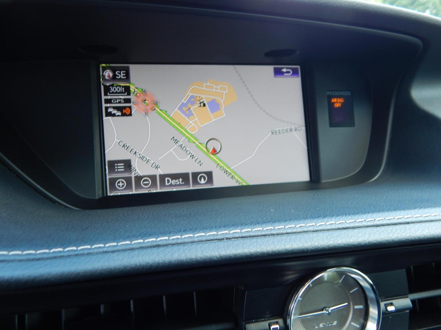 2018 Silver /black Lexus ES 350 Sedan (58ABK1GG2JU) with an 3.5L V6 DOHC 24V engine, 6A transmission, located at 6528 Lower York Road, New Hope, PA, 18938, (215) 862-9555, 40.358707, -74.977882 - Here we have a beautiful, 2 owner, Lexus ES350 with a 3.5L V6 putting power to the front wheels via a smooth shifting automatic transmission. Options include: black leather with wood trim, power front seats, memory drivers seat, power windows/locks/mirrors, cooled and heated front seats, dual climat - Photo#26