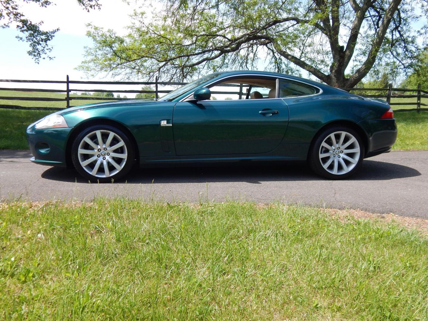 2008 Green /Tan Jaguar XK-Series XK Coupe (SAJWA43B285) with an 4.2L V8 DOHC 32V engine, 6-Speed Automatic Overdrive transmission, located at 6528 Lower York Road, New Hope, PA, 18938, (215) 862-9555, 40.358707, -74.977882 - Here we have a 2008 Jaguar XK with a 4.2L V8 putting power to the rear wheels via a smooth shifting automatic transmission. Options include: tan leather with wood trim, front power seats with memory, push button start, dual climate controls, heated front seats, navigation, AM/FM/CD/SAT radio with Al - Photo#1
