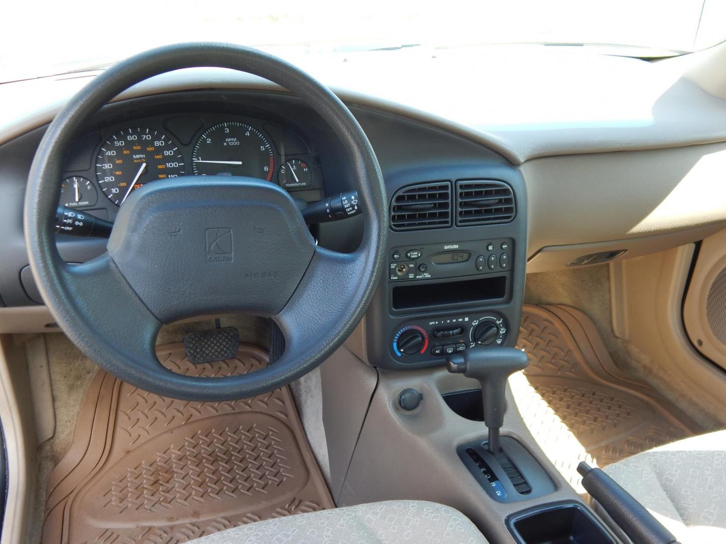 2002 White /Tan Saturn SL SL1 (1G8ZH52872Z) with an 1.9L L4 SOHC 8V engine, 4-Speed Automatic Overdrive transmission, located at 6528 Lower York Road, New Hope, PA, 18938, (215) 862-9555, 40.358707, -74.977882 - Here we have a very clean, one owner, low miles, Saturn SL1 with a 1.9L 4 cylinder engine putting power to the front wheels via an automatic transmission. Options include: tan cloth, manual moving seats, tilt steering wheel, roll up windows, cold AC, heat, manual locks, manual adjusting side view mi - Photo#11