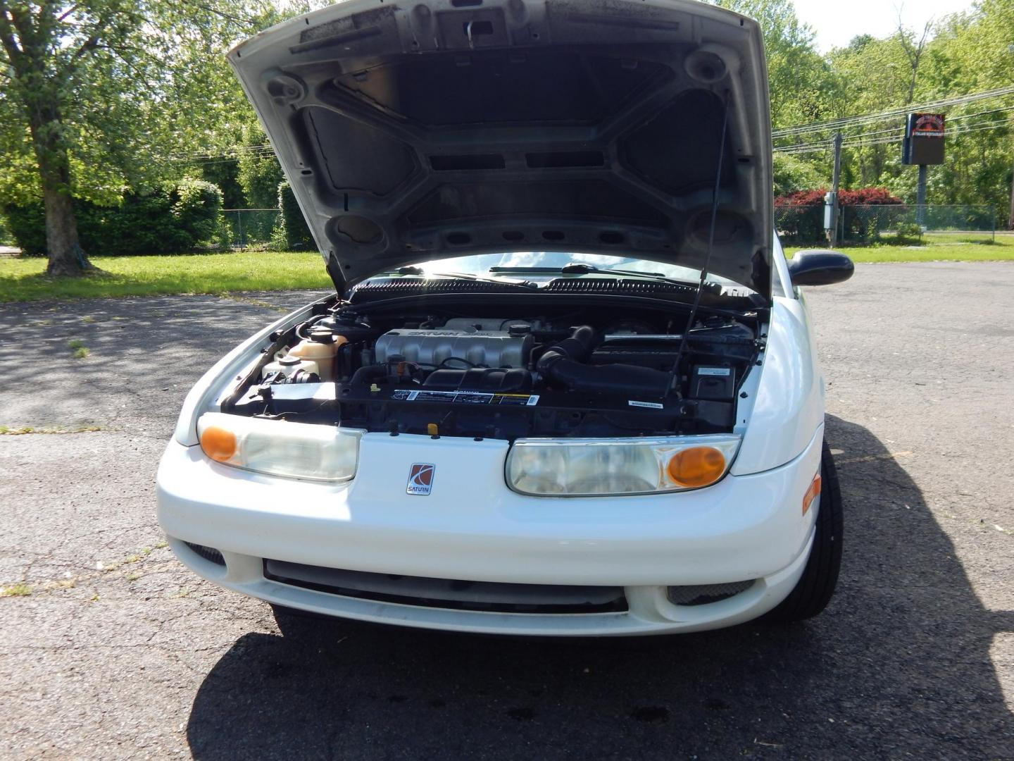 2002 White /Tan Saturn SL SL1 (1G8ZH52872Z) with an 1.9L L4 SOHC 8V engine, 4-Speed Automatic Overdrive transmission, located at 6528 Lower York Road, New Hope, PA, 18938, (215) 862-9555, 40.358707, -74.977882 - Here we have a very clean, one owner, low miles, Saturn SL1 with a 1.9L 4 cylinder engine putting power to the front wheels via an automatic transmission. Options include: tan cloth, manual moving seats, tilt steering wheel, roll up windows, cold AC, heat, manual locks, manual adjusting side view mi - Photo#19