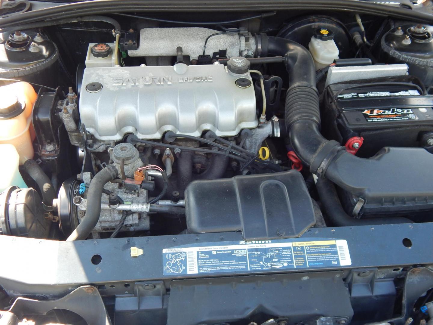 2002 White /Tan Saturn SL SL1 (1G8ZH52872Z) with an 1.9L L4 SOHC 8V engine, 4-Speed Automatic Overdrive transmission, located at 6528 Lower York Road, New Hope, PA, 18938, (215) 862-9555, 40.358707, -74.977882 - Here we have a very clean, one owner, low miles, Saturn SL1 with a 1.9L 4 cylinder engine putting power to the front wheels via an automatic transmission. Options include: tan cloth, manual moving seats, tilt steering wheel, roll up windows, cold AC, heat, manual locks, manual adjusting side view mi - Photo#18
