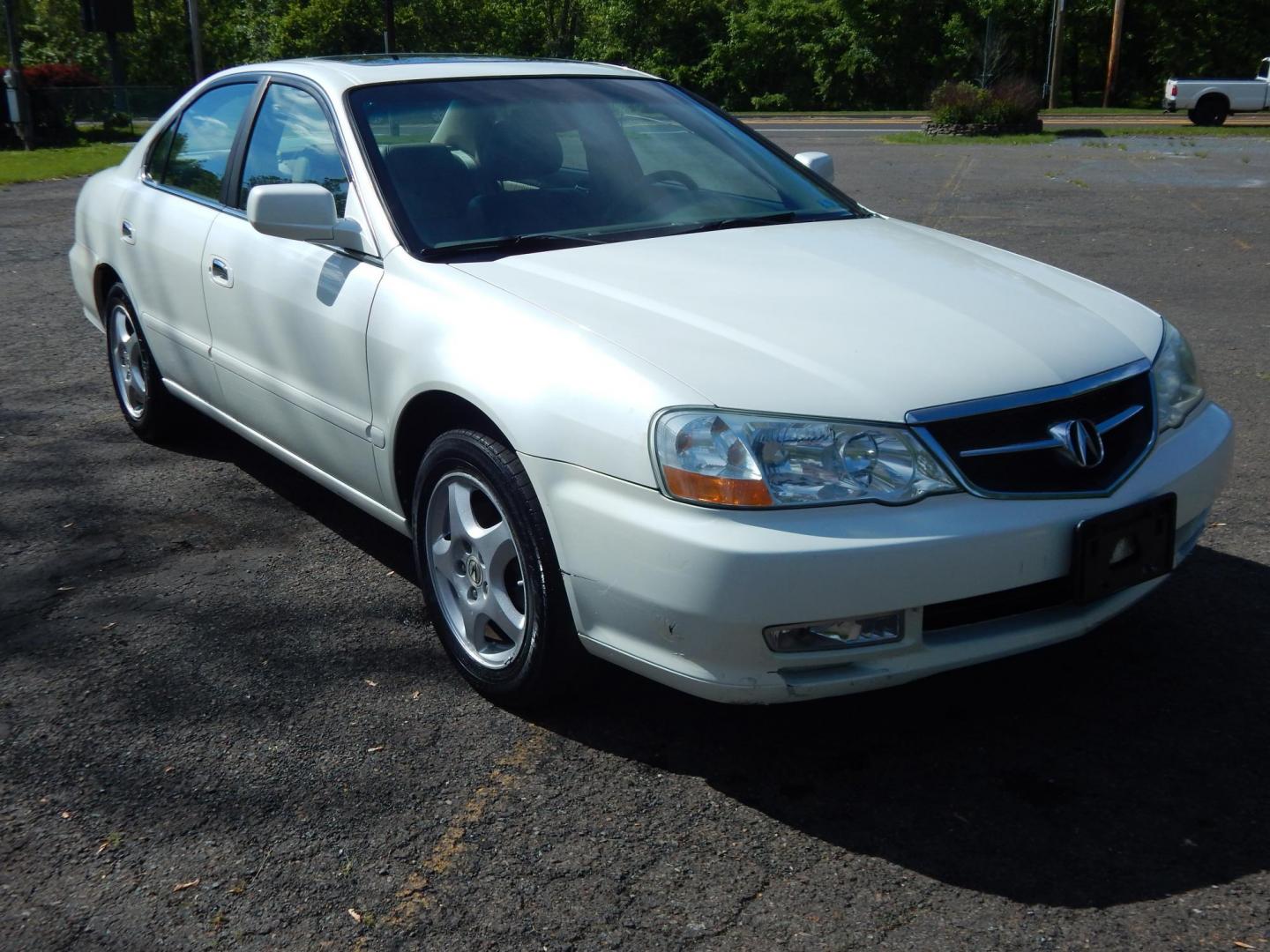 2003 White /Tan Acura TL 3.2TL (19UUA56633A) with an 3.2L V6 SOHC 24V engine, 5-Speed Automatic Overdrive transmission, located at 6528 Lower York Road, New Hope, PA, 18938, (215) 862-9555, 40.358707, -74.977882 - Here we have a Acura TL with a 3.2L V6 putting power to the front wheels via a smooth shifting automatic transmission. Options include: tan leather with wood trim, dual power seats, drivers memory seats, heated front seats, AC and heat, AM/FM/CD/TAPE radio, cruise control, sunroof, tilt steering whe - Photo#5