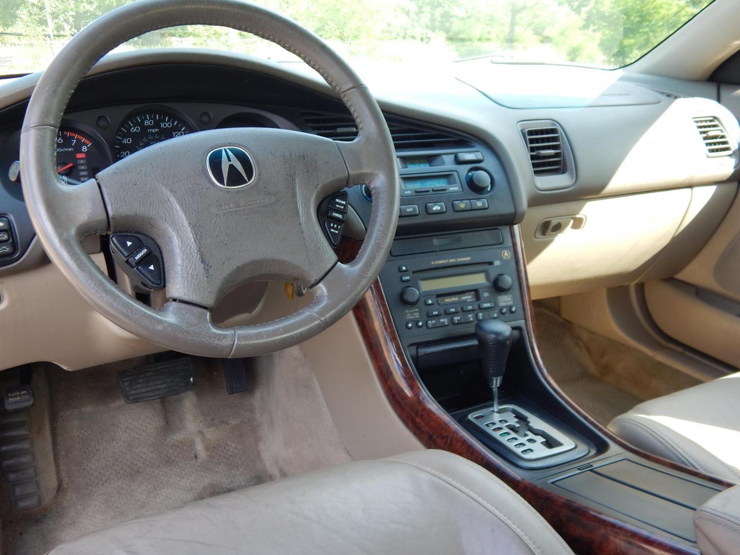 2003 White /Tan Acura TL 3.2TL (19UUA56633A) with an 3.2L V6 SOHC 24V engine, 5-Speed Automatic Overdrive transmission, located at 6528 Lower York Road, New Hope, PA, 18938, (215) 862-9555, 40.358707, -74.977882 - Here we have a Acura TL with a 3.2L V6 putting power to the front wheels via a smooth shifting automatic transmission. Options include: tan leather with wood trim, dual power seats, drivers memory seats, heated front seats, AC and heat, AM/FM/CD/TAPE radio, cruise control, sunroof, tilt steering whe - Photo#11