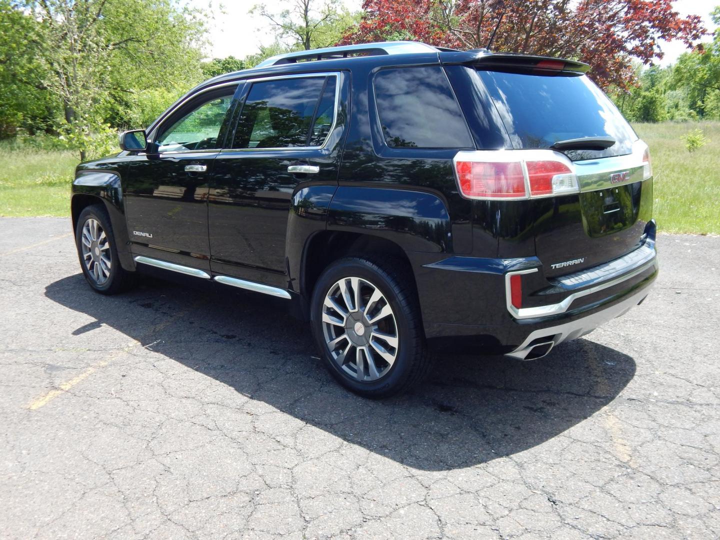 2016 Black /Black GMC Terrain Denali AWD (2GKFLVE32G6) with an 3.6L V6 DOHC 24V engine, Automatic transmission, located at 6528 Lower York Road, New Hope, PA, 18938, (215) 862-9555, 40.358707, -74.977882 - Here we have a ONE OWNER, NO ACCIDENT GMC Denali with a 3.6L V6 putting power to all four wheels via a smooth shifting automatic transmission. Options include: black and white leather, dual power seats, drivers memory seat, sunroof, heated front seats, AC/heat, navigation, AM/FM/XM/BLUETOOTH radio, - Photo#2